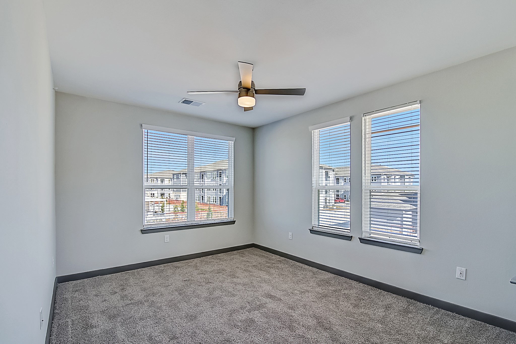8811 Fm 1464 4311 Property Photo 5