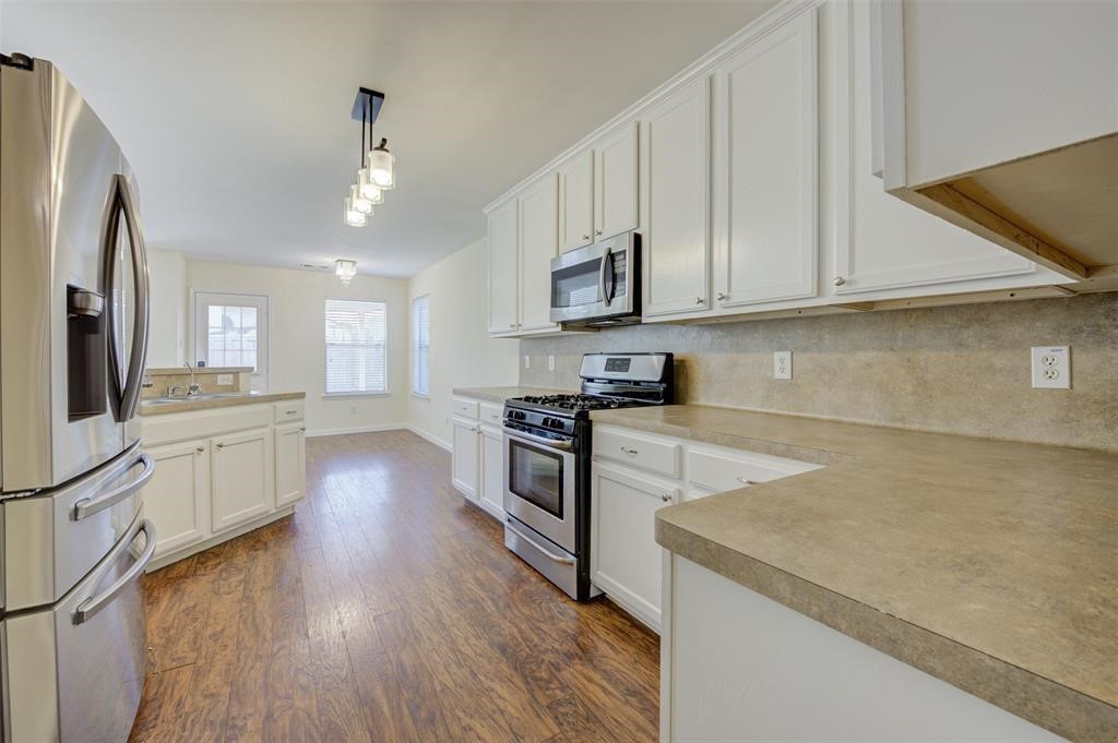 14331 Glade Point Drive Property Photo 2