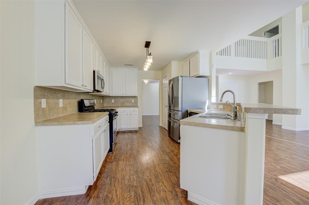 14331 Glade Point Drive Property Photo 8