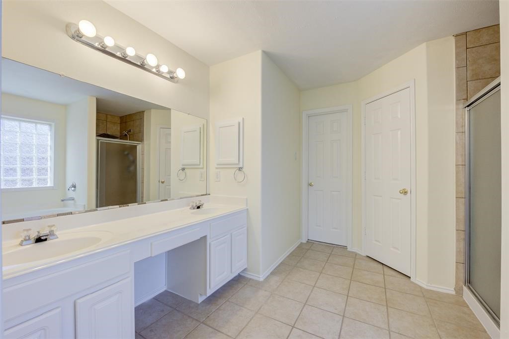 14331 Glade Point Drive Property Photo 9