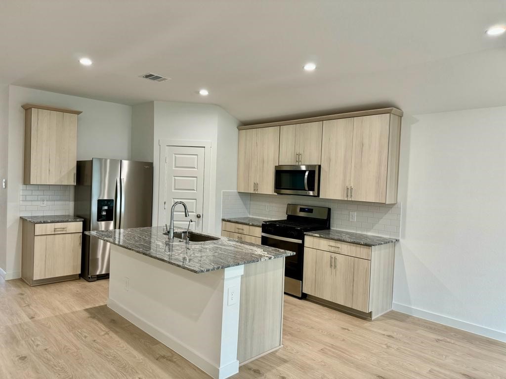 1631 Solana Drive Property Photo 4