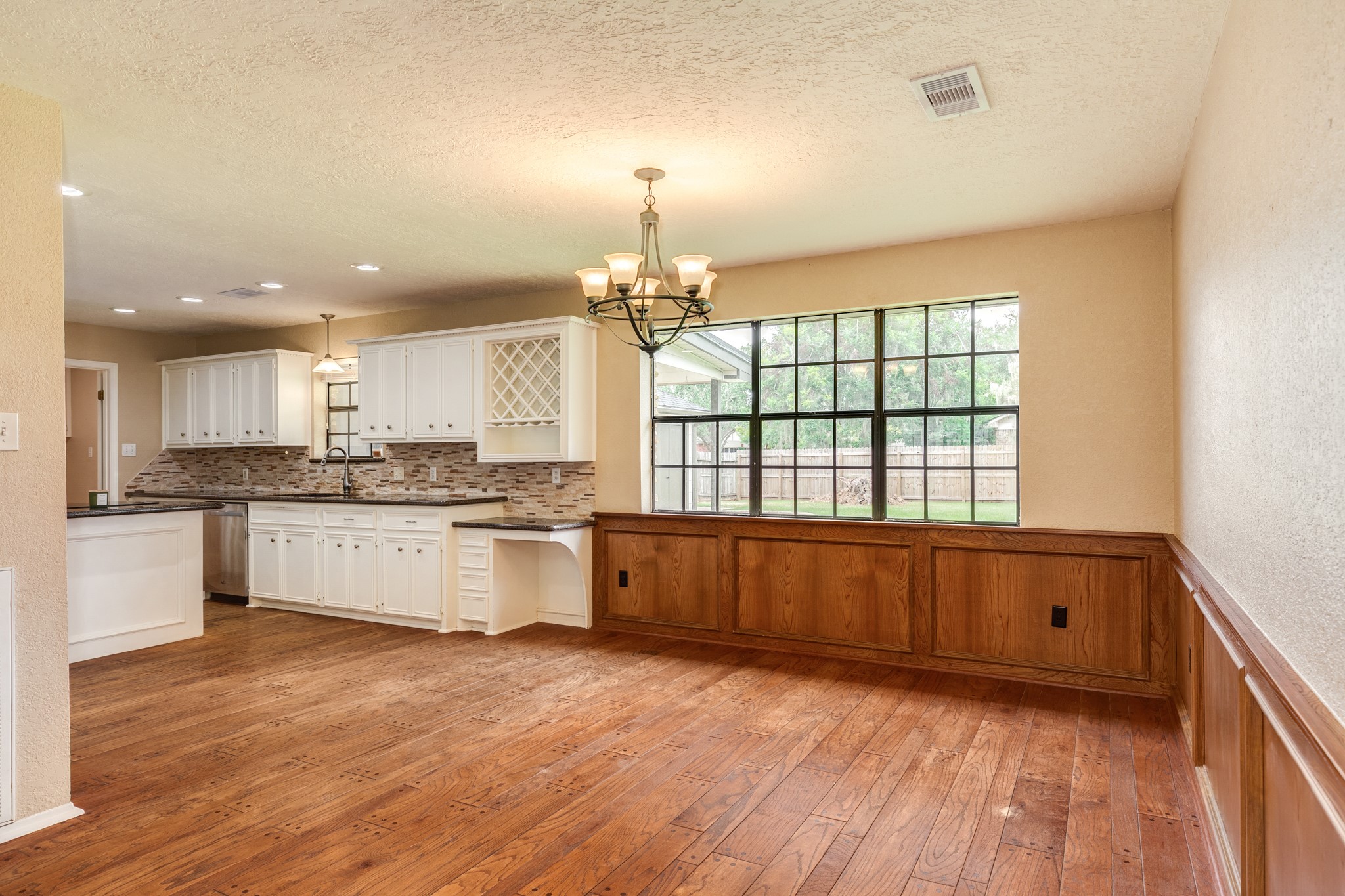 436 Huckleberry Drive Property Photo 18