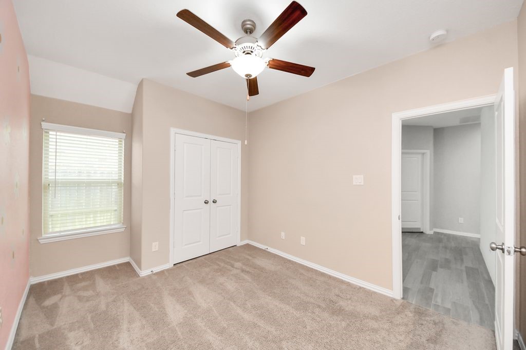 9003 Stanley Oak Drive Property Photo 38