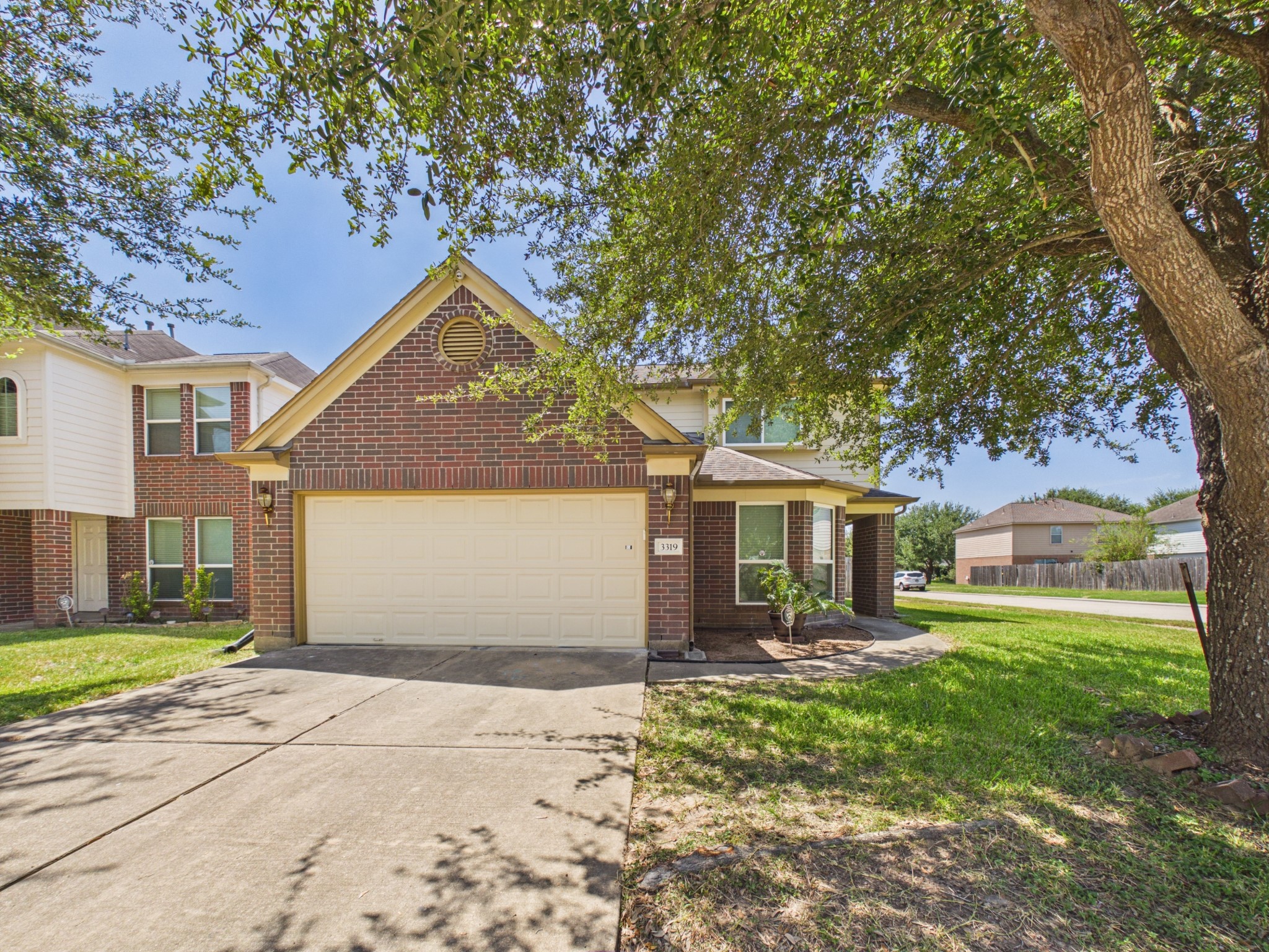 3319 Apple Dale Drive Property Photo 1