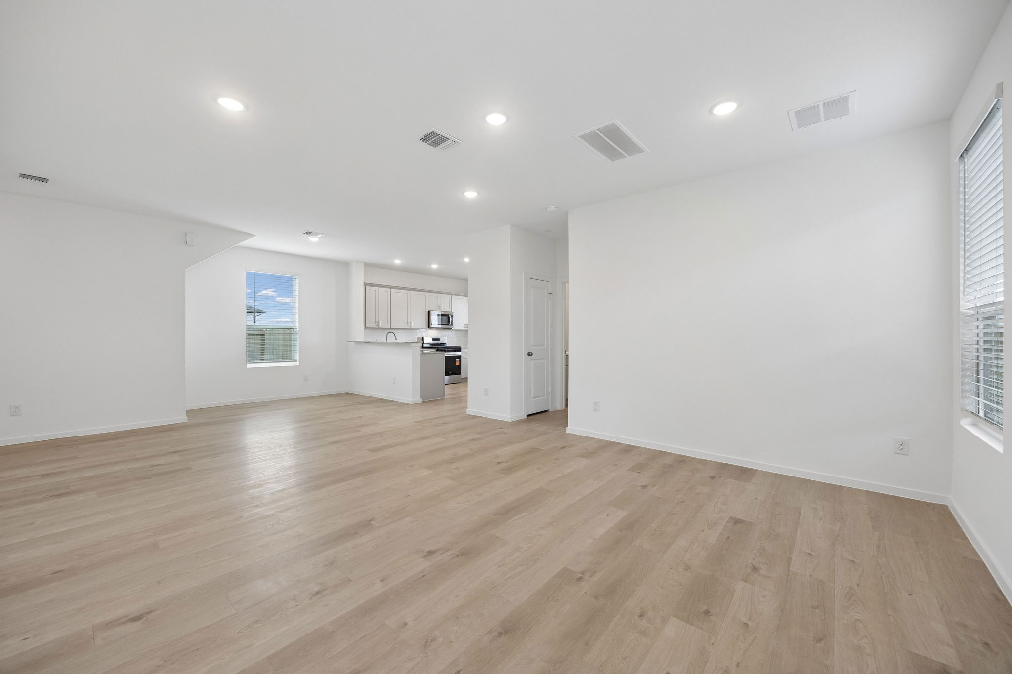30559 Longmorn Glass Lane Property Photo 6