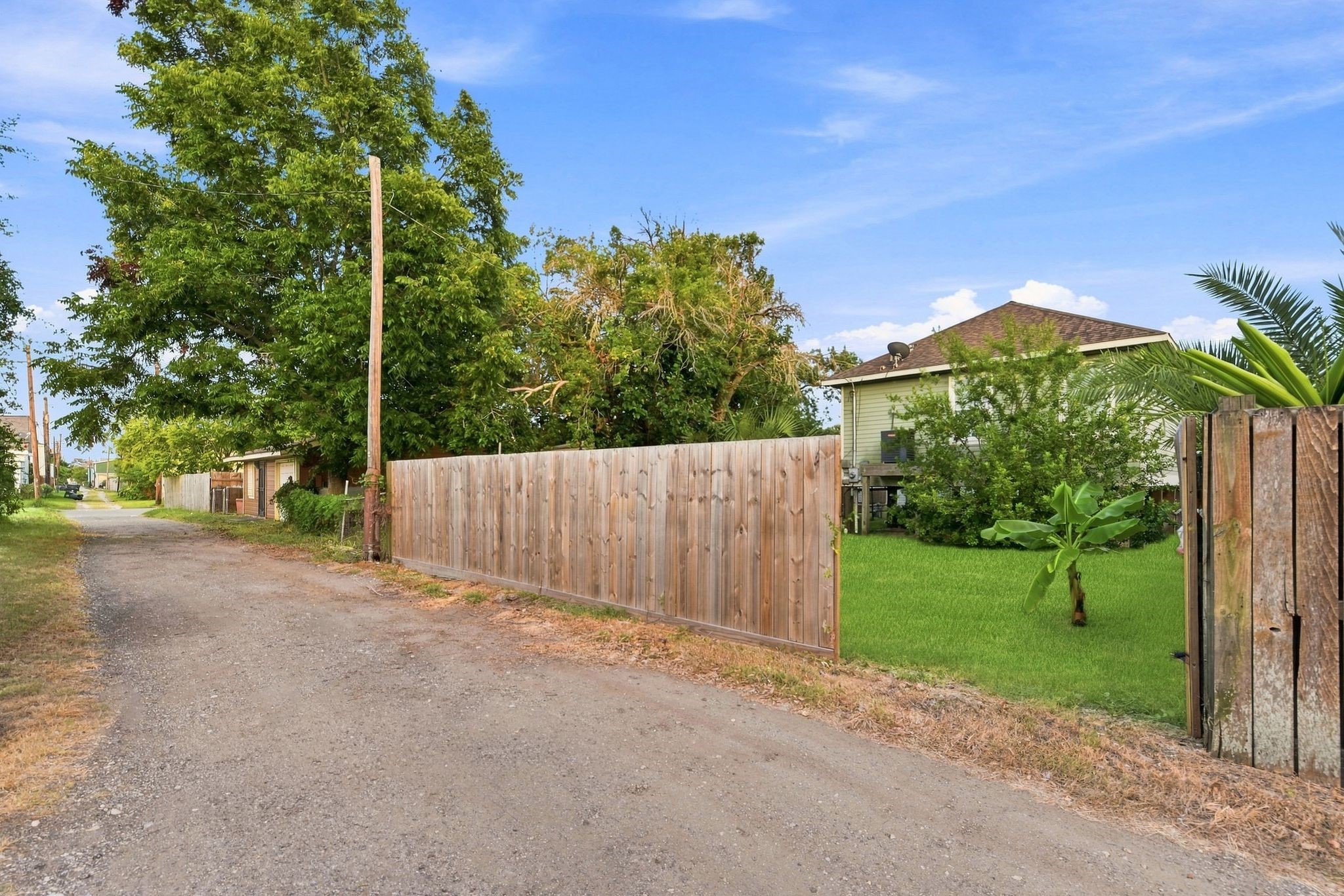 4614 Avenue L Property Photo 44