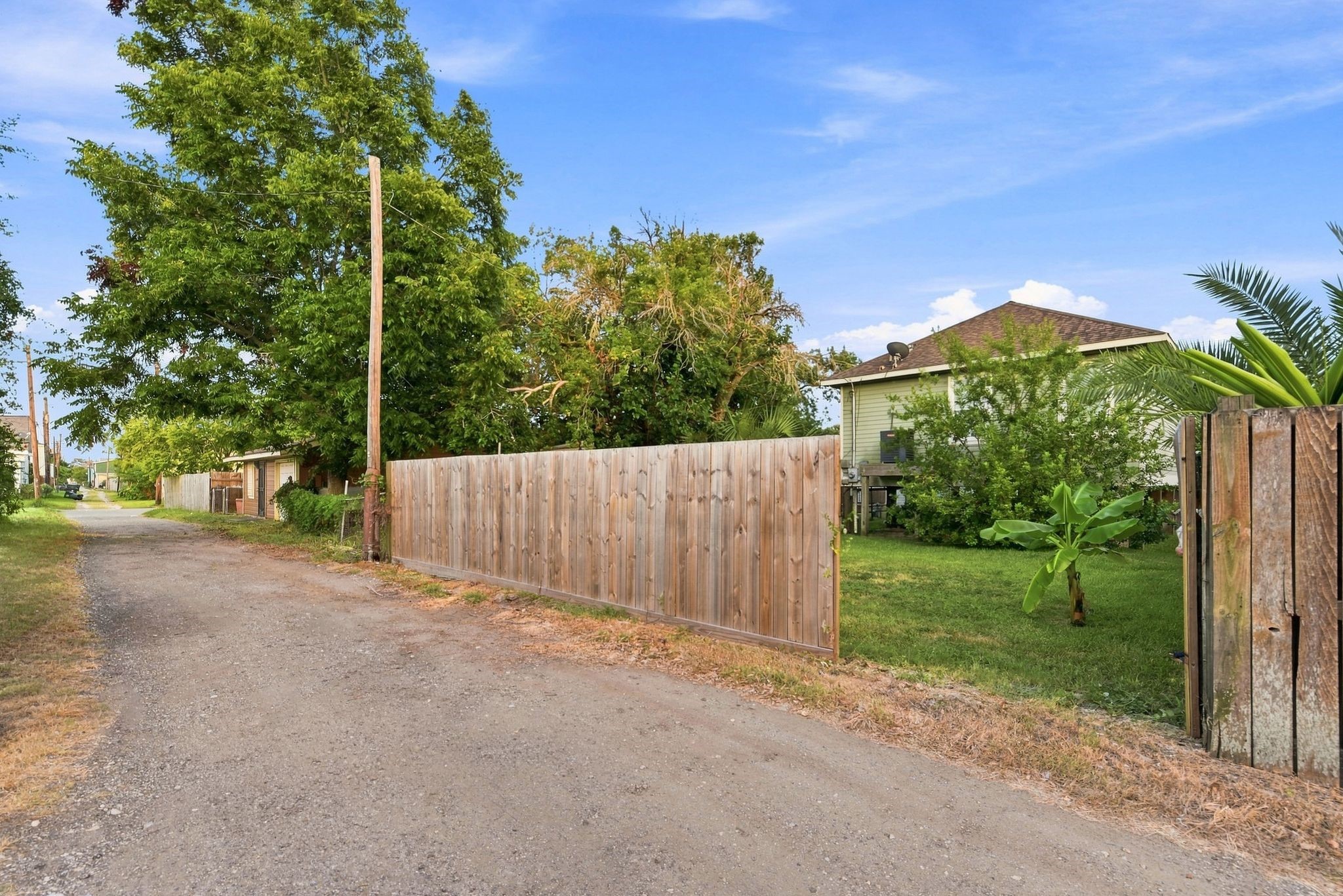 4614 Avenue L Property Photo 45