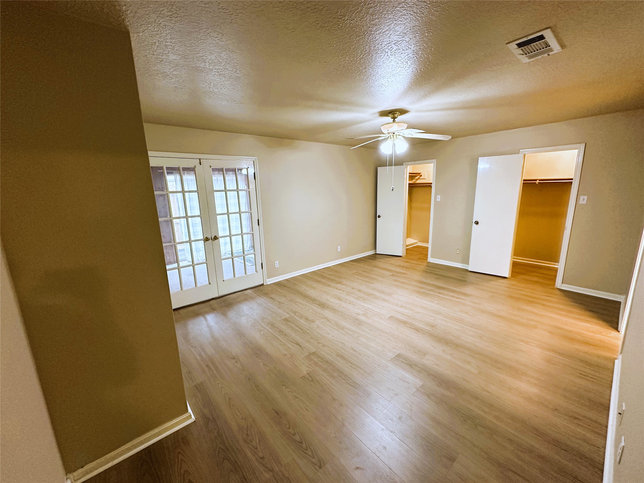 15127 Forest Lodge Drive Property Photo 8