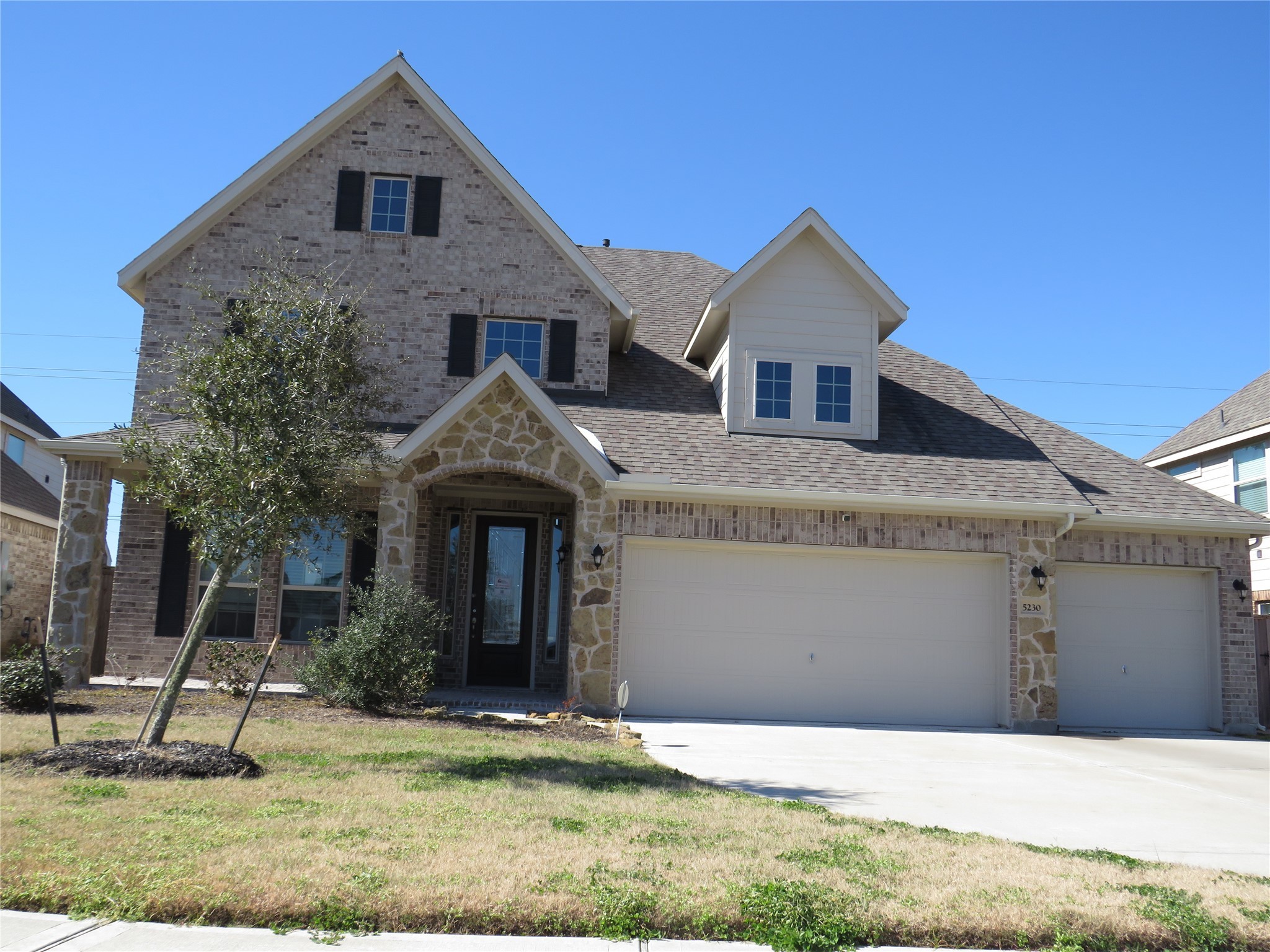 5230 Blue Canoe Road Property Photo 1