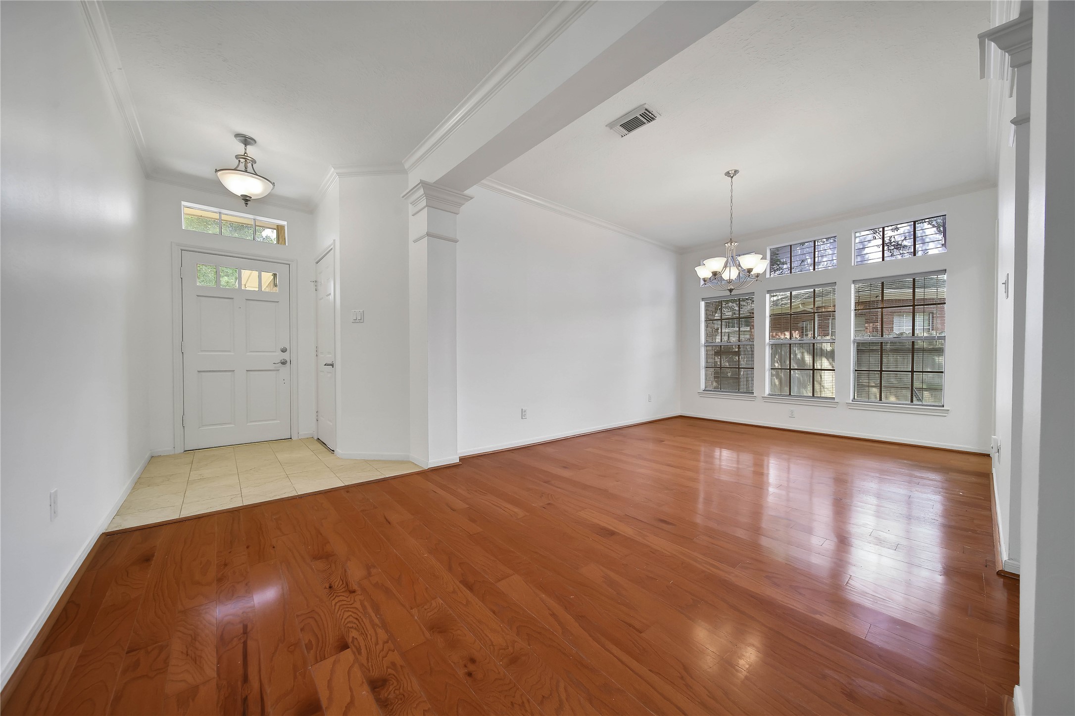 16014 Brittany Knoll Drive Property Photo 5