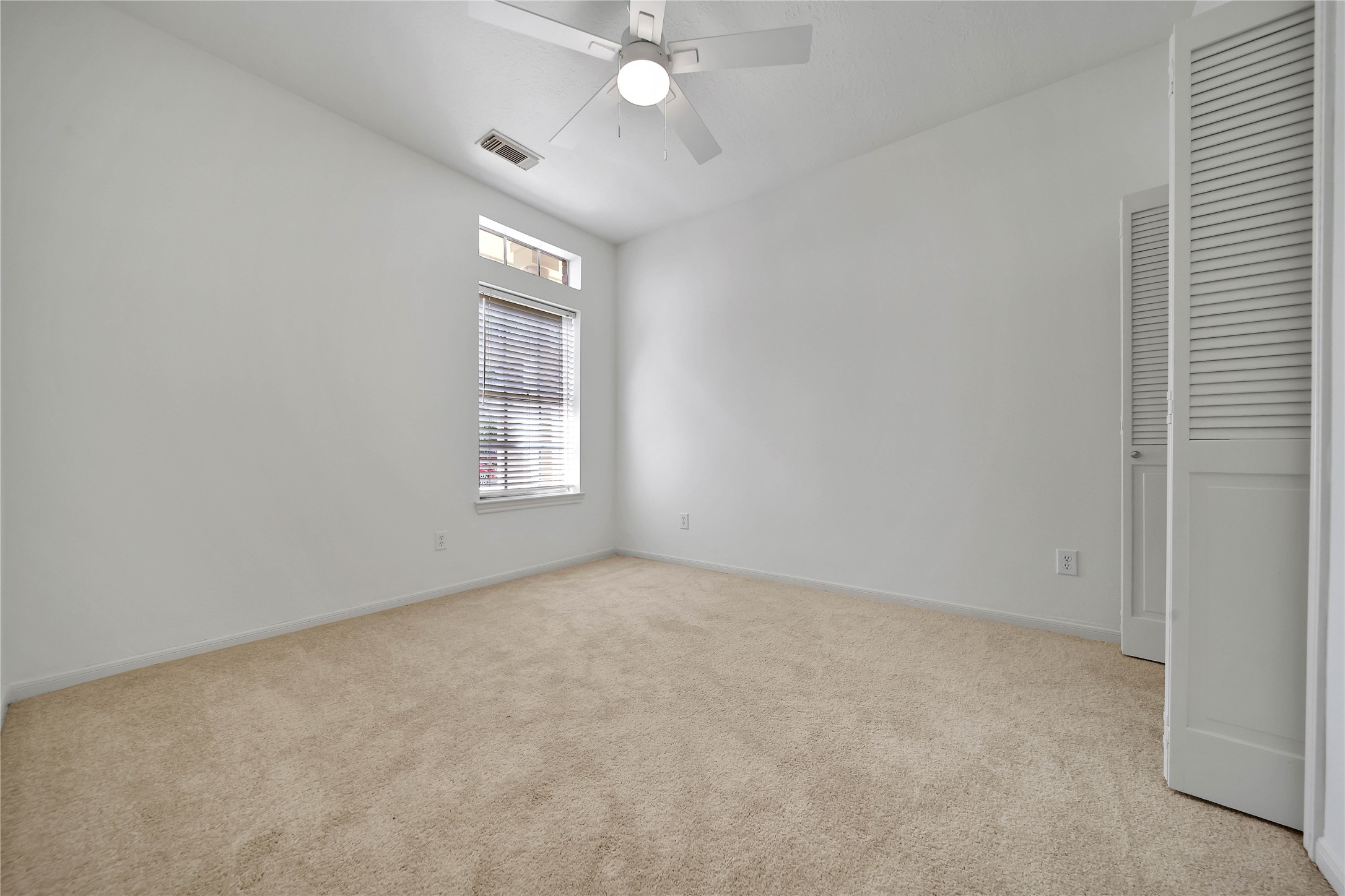 16014 Brittany Knoll Drive Property Photo 25