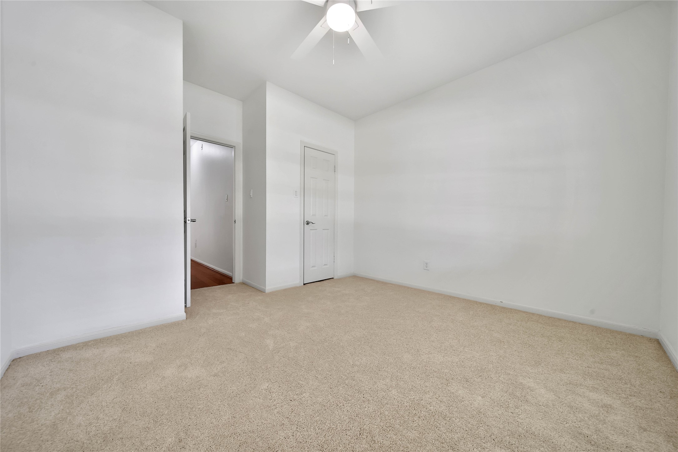 16014 Brittany Knoll Drive Property Photo 32