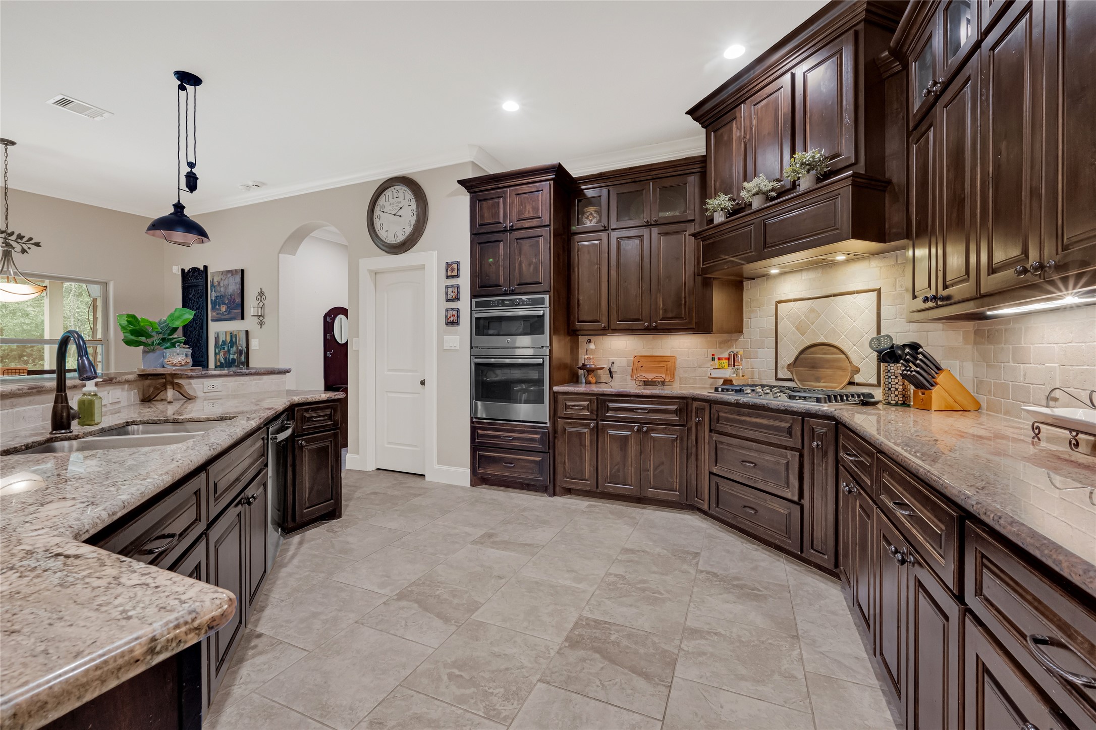 27706 Live Oak View Court Property Photo 13