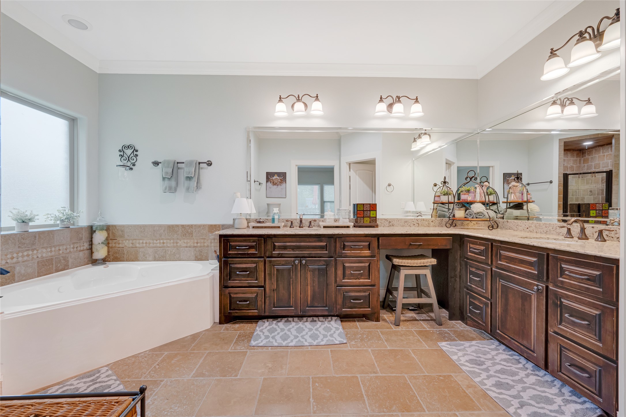 27706 Live Oak View Court Property Photo 18