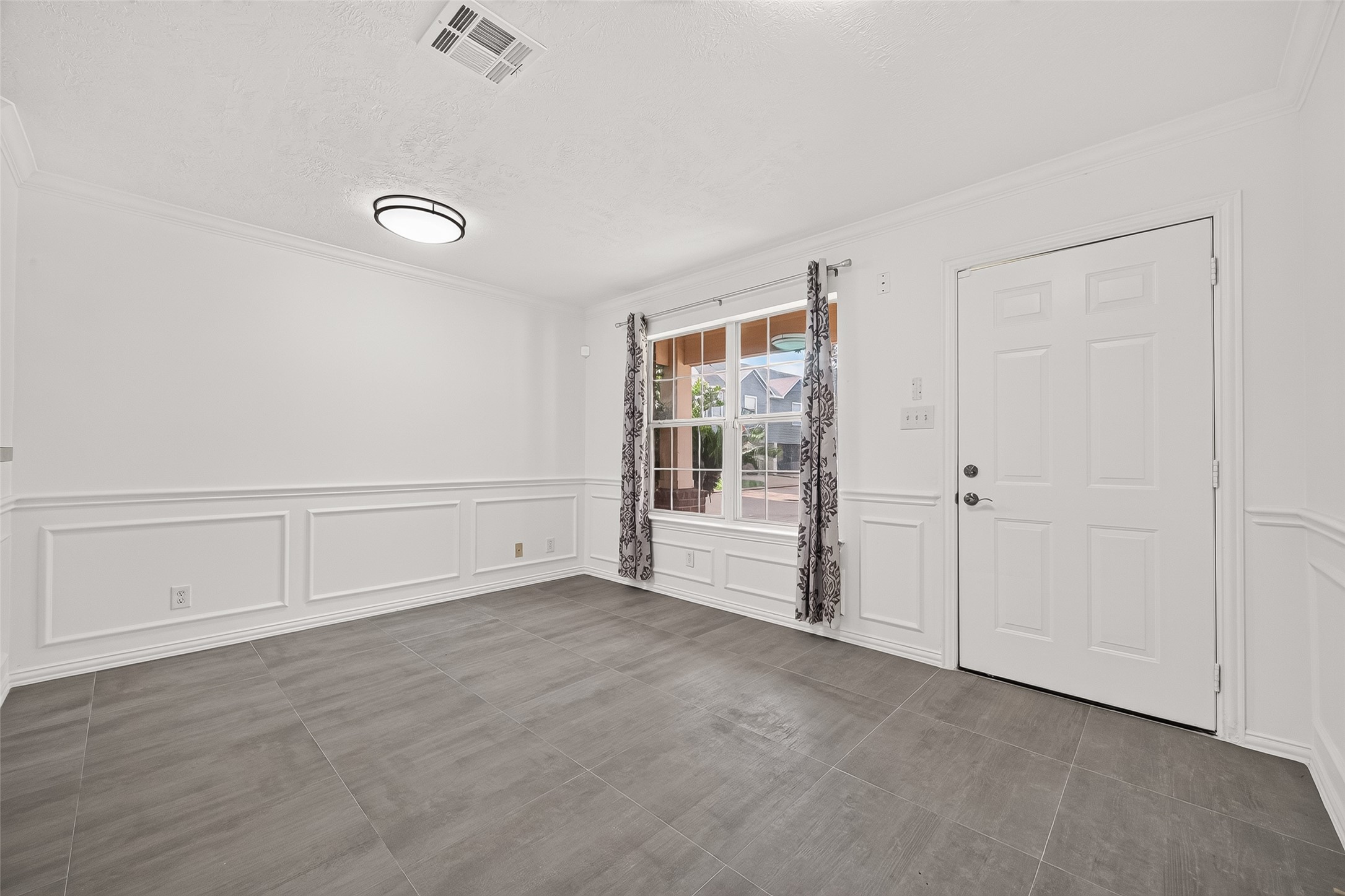 12502 Venus Park Lane Property Photo 5