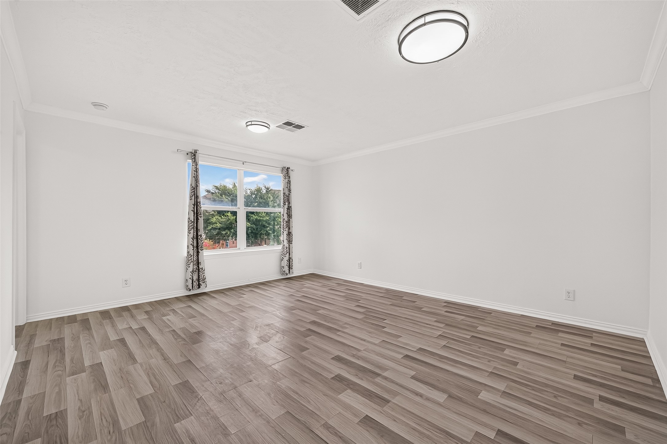 12502 Venus Park Lane Property Photo 16