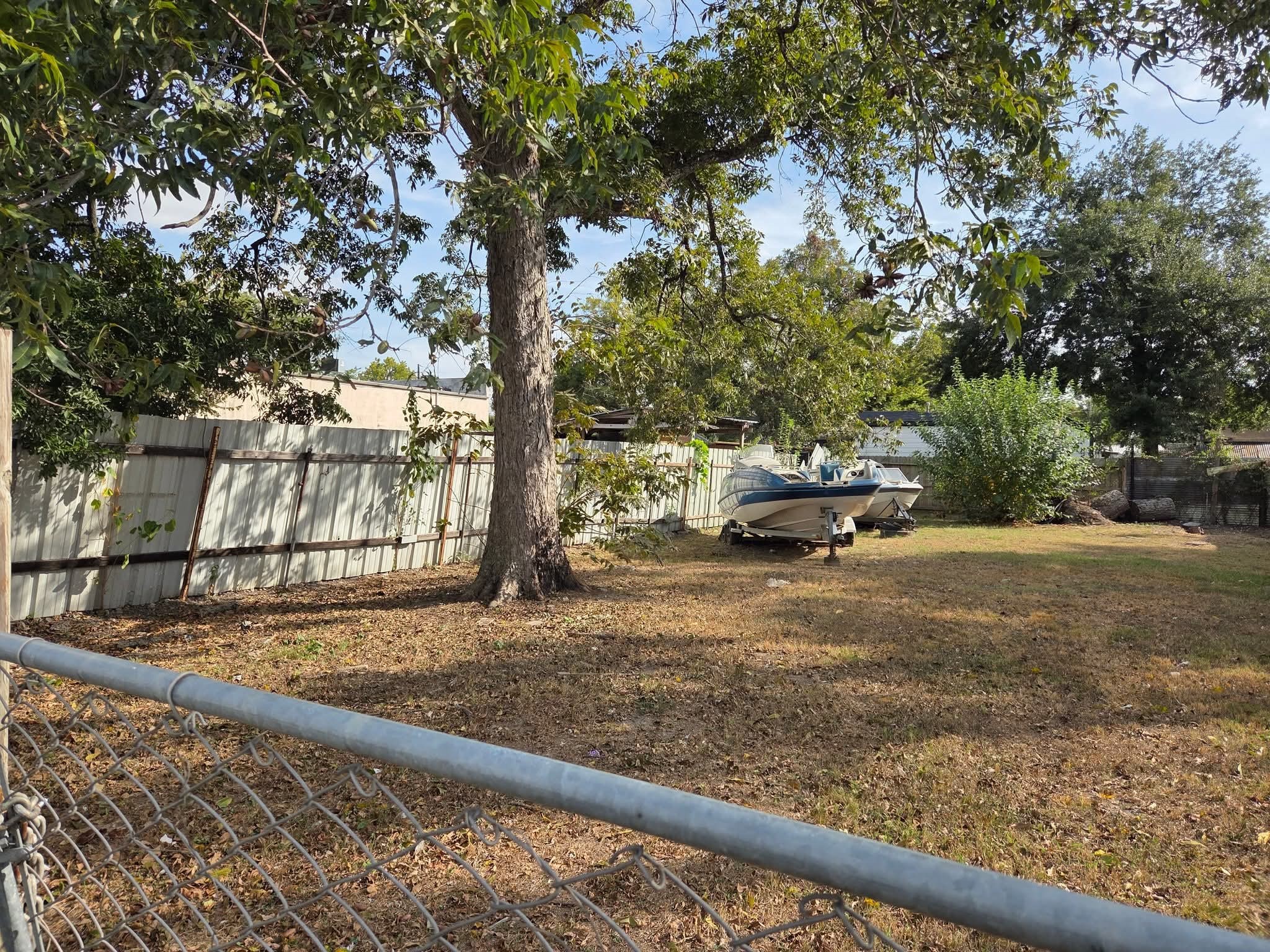 4614 Weaver Road Property Photo 4