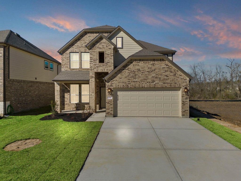 1727 Pecan Woods Lane Property Photo 1