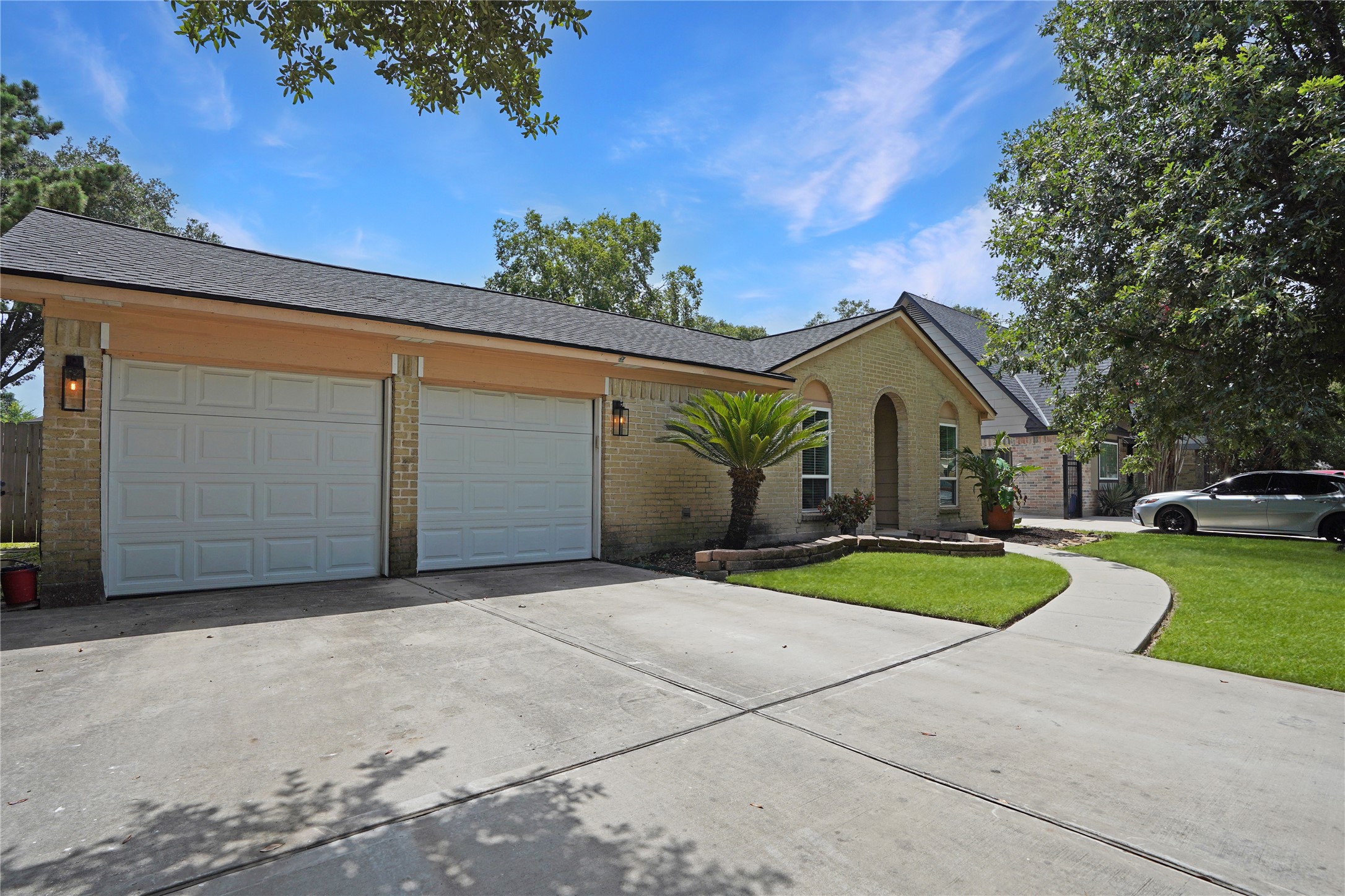 17119 Mellow Ridge Drive Property Photo 2