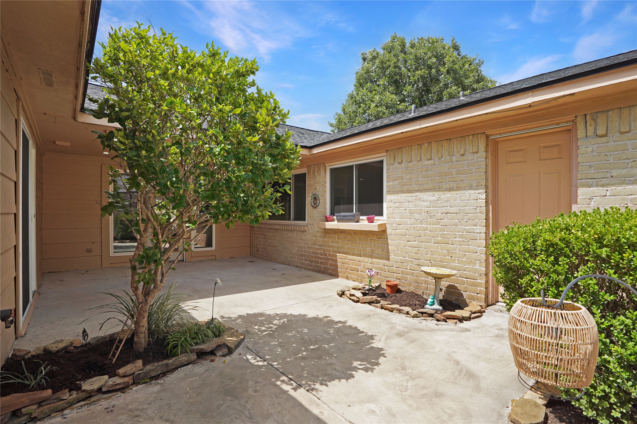 17119 Mellow Ridge Drive Property Photo 28