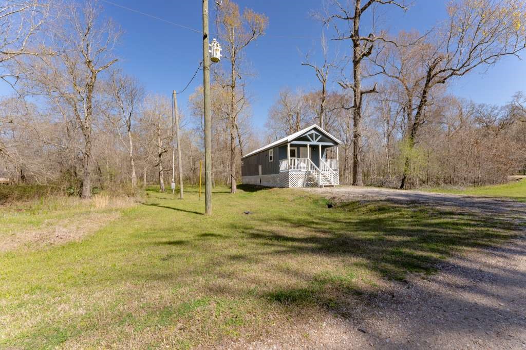 129 Shoreline Drive Property Photo 10