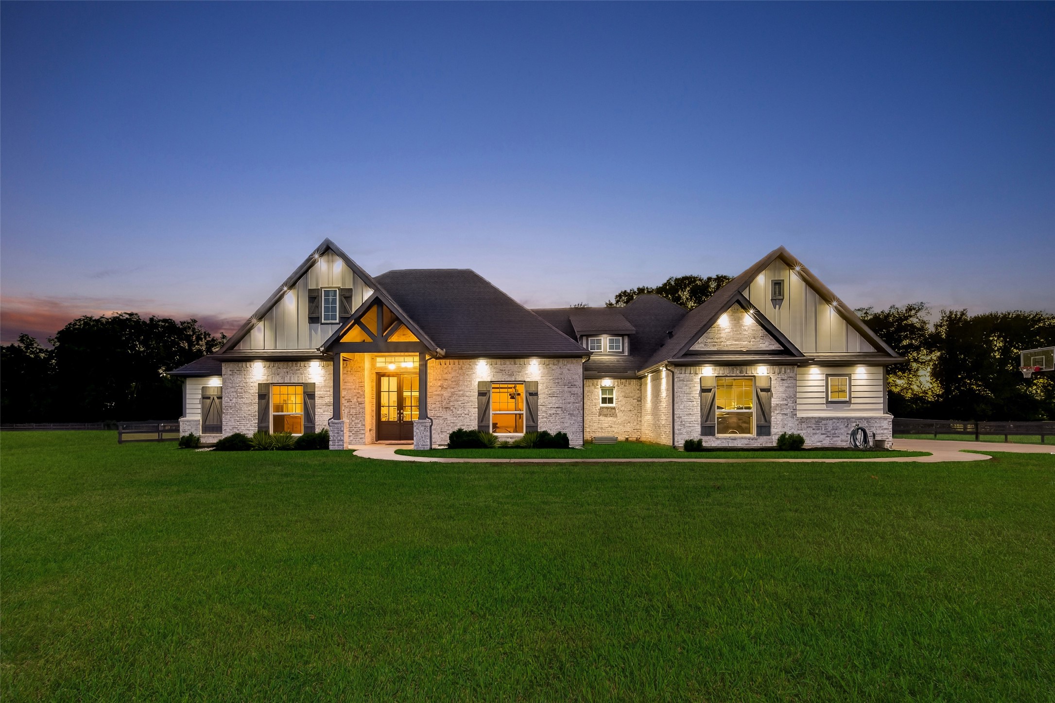 415 China Grove Drive Property Photo 1