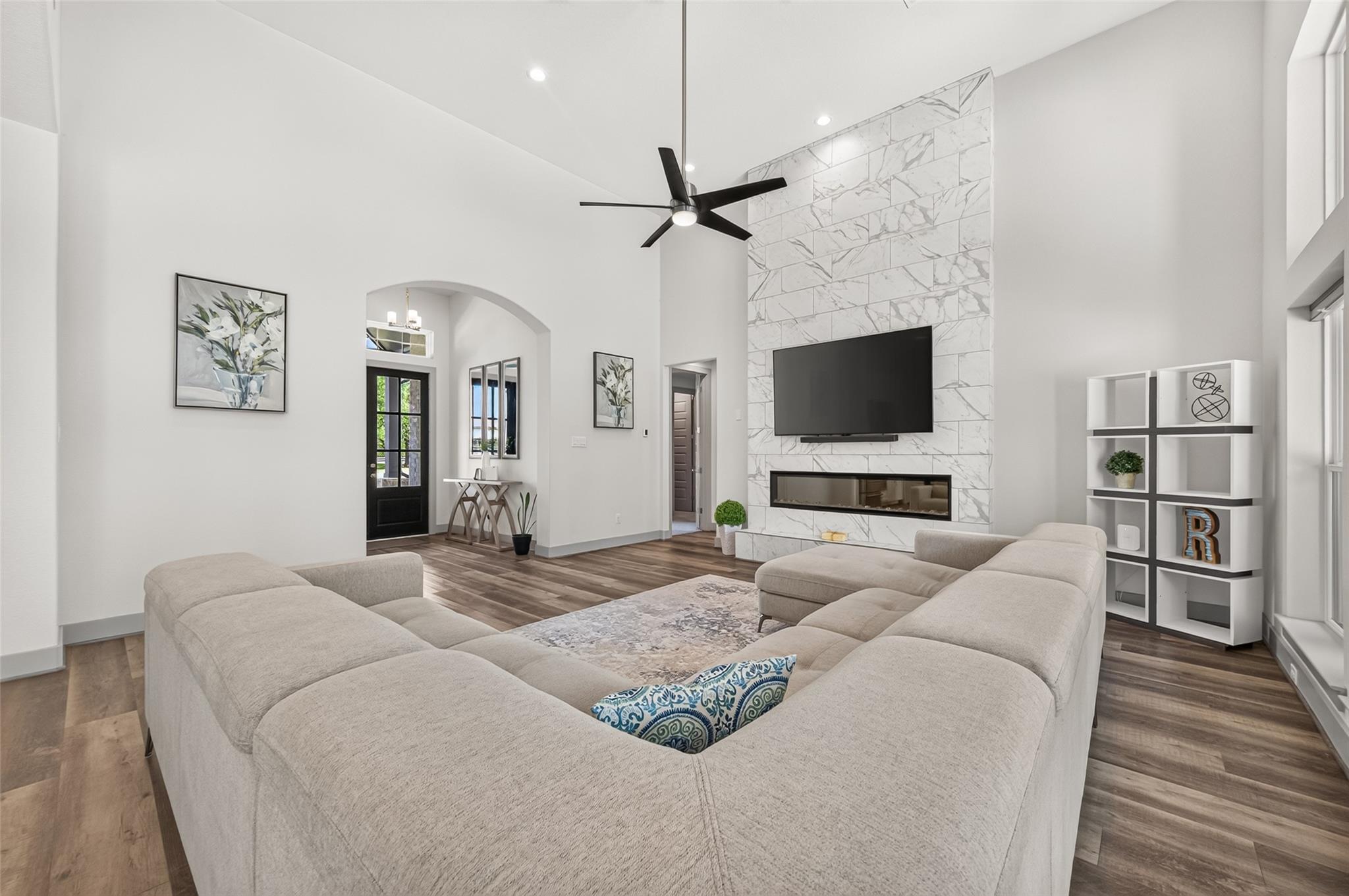 415 China Grove Drive Property Photo 11