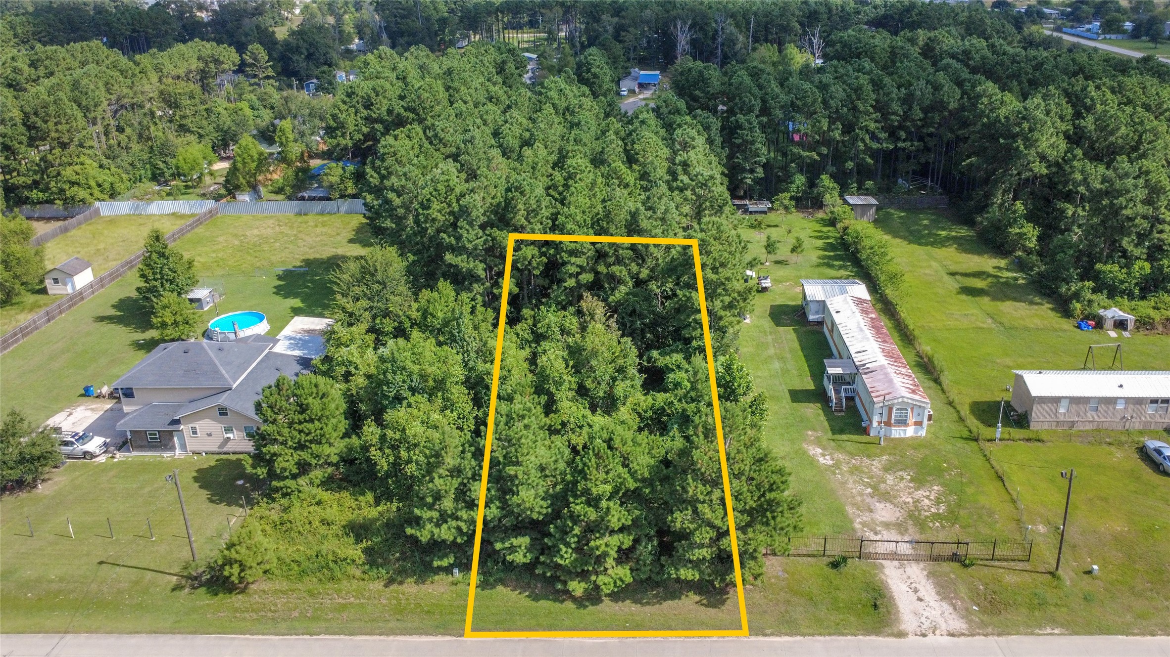 183 County Road 3560 Property Photo 19