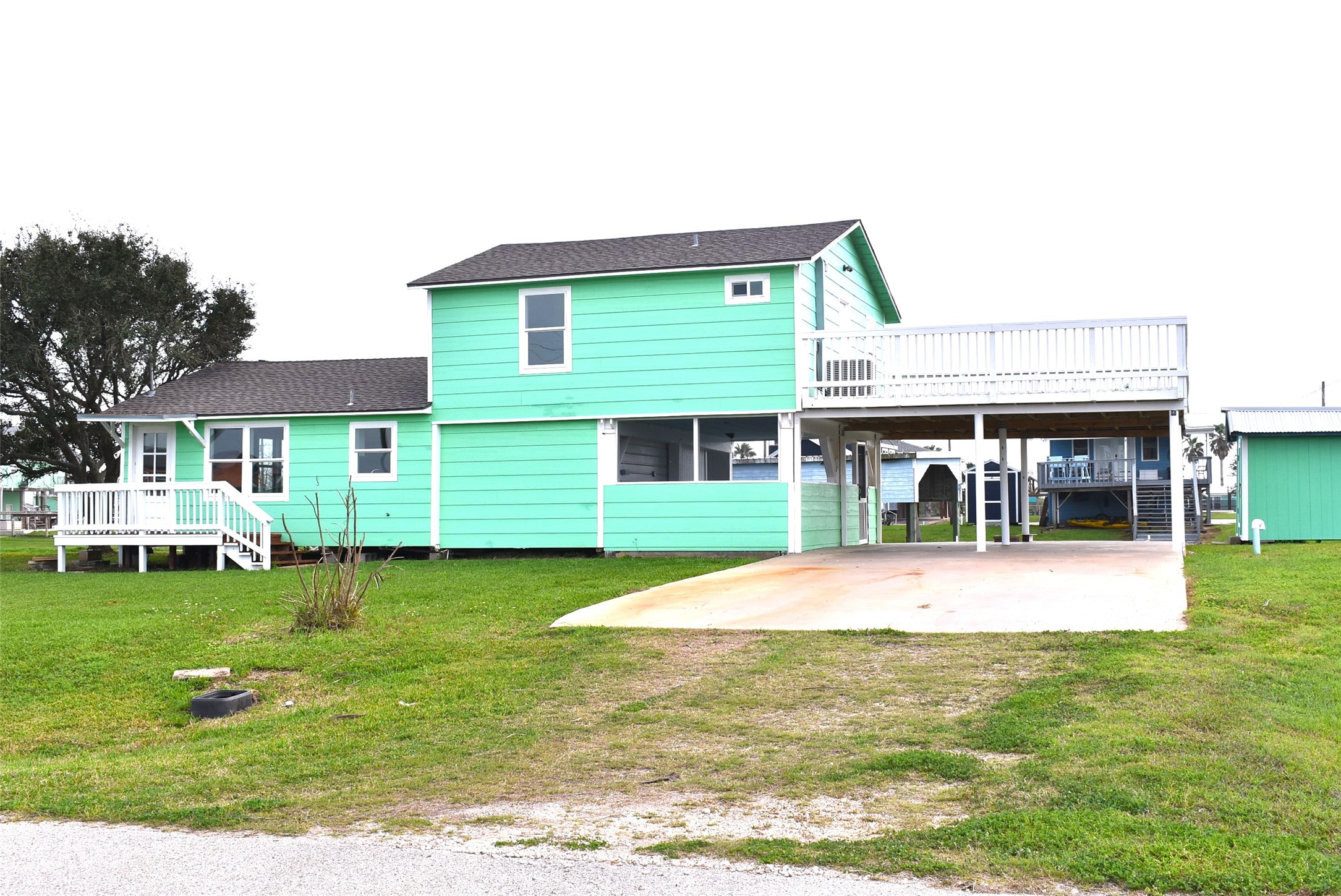 1769 County Road 201 Property Photo 2