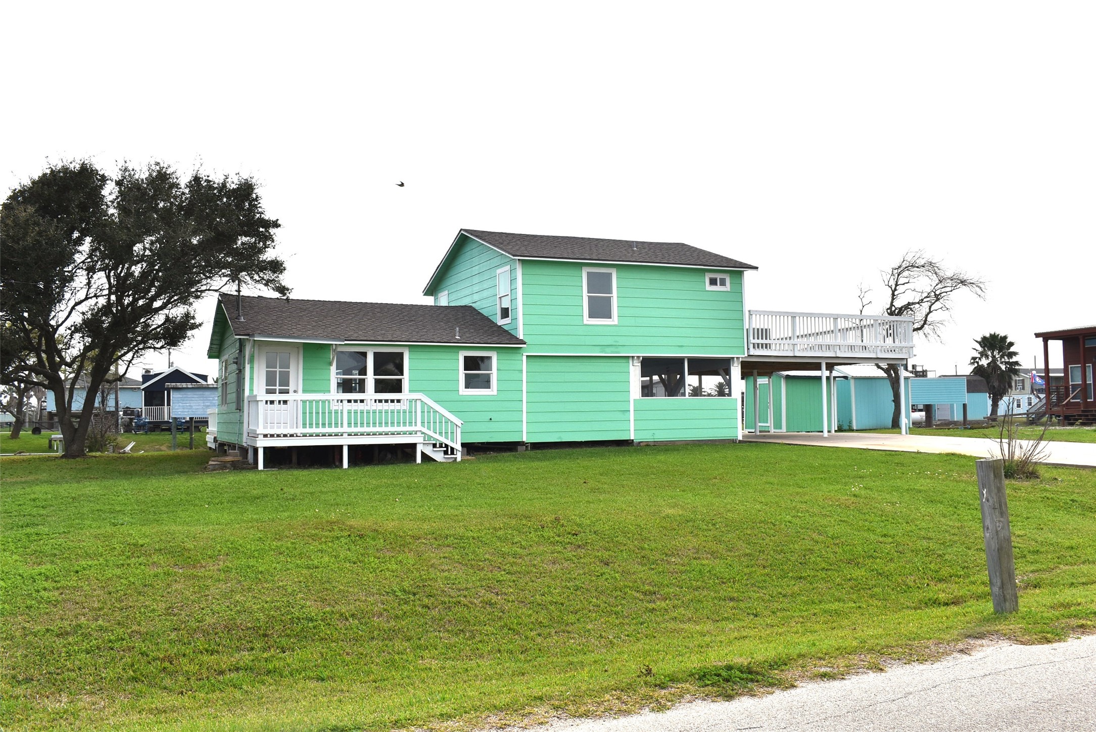 1769 County Road 201 Property Photo 4