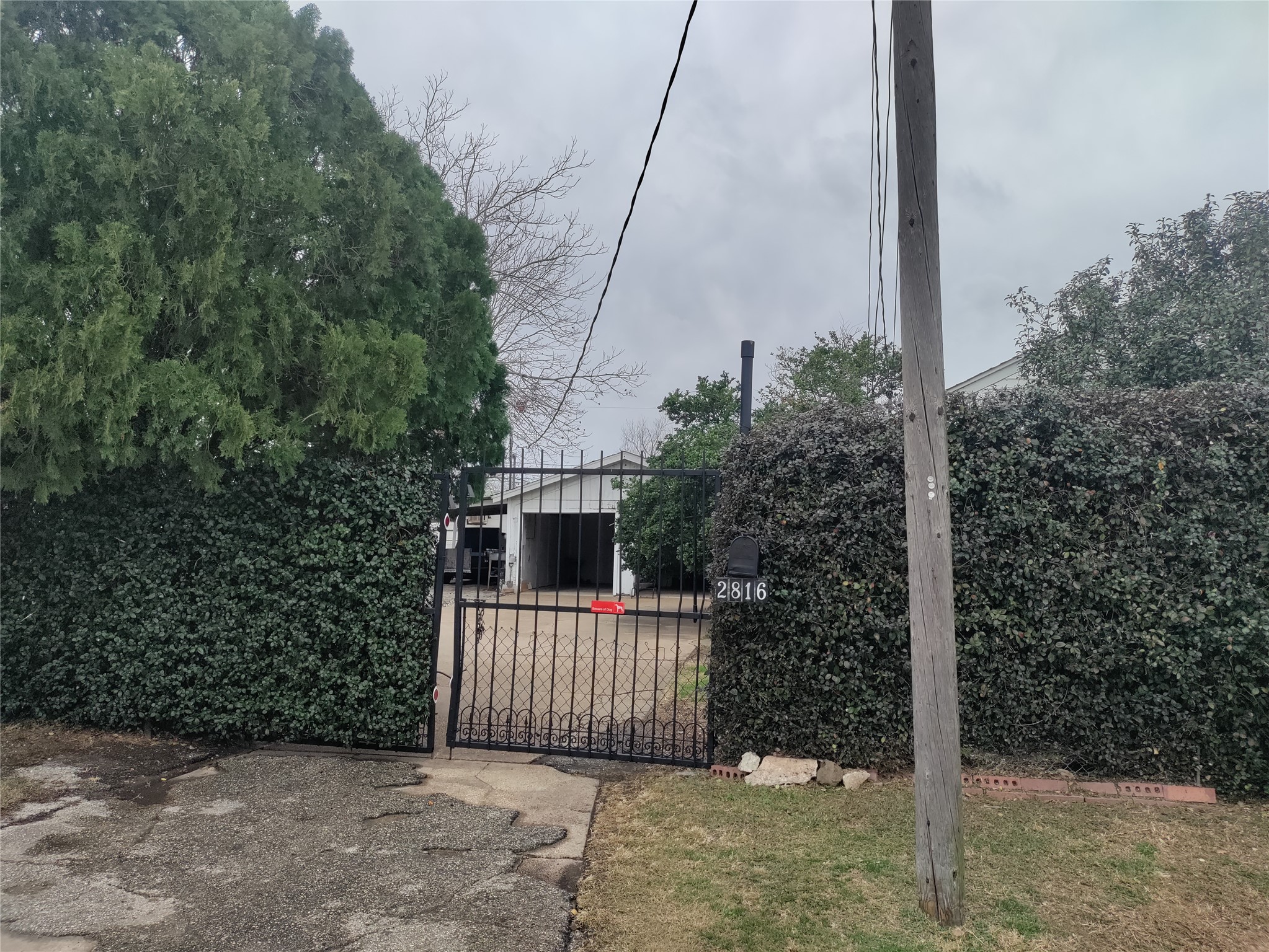 2816 Black Street Property Photo 1