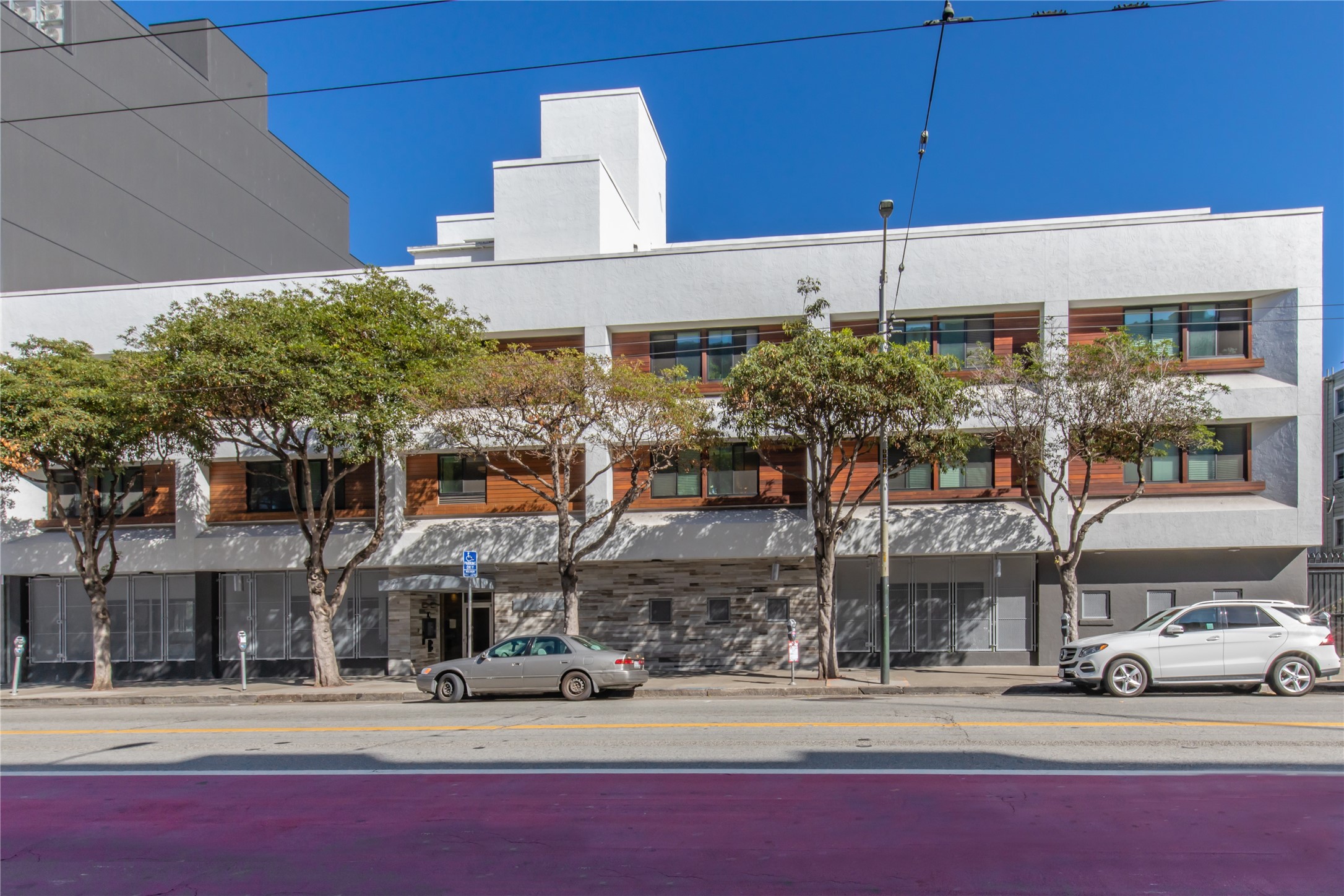 1825 Mission St Property Photo 1