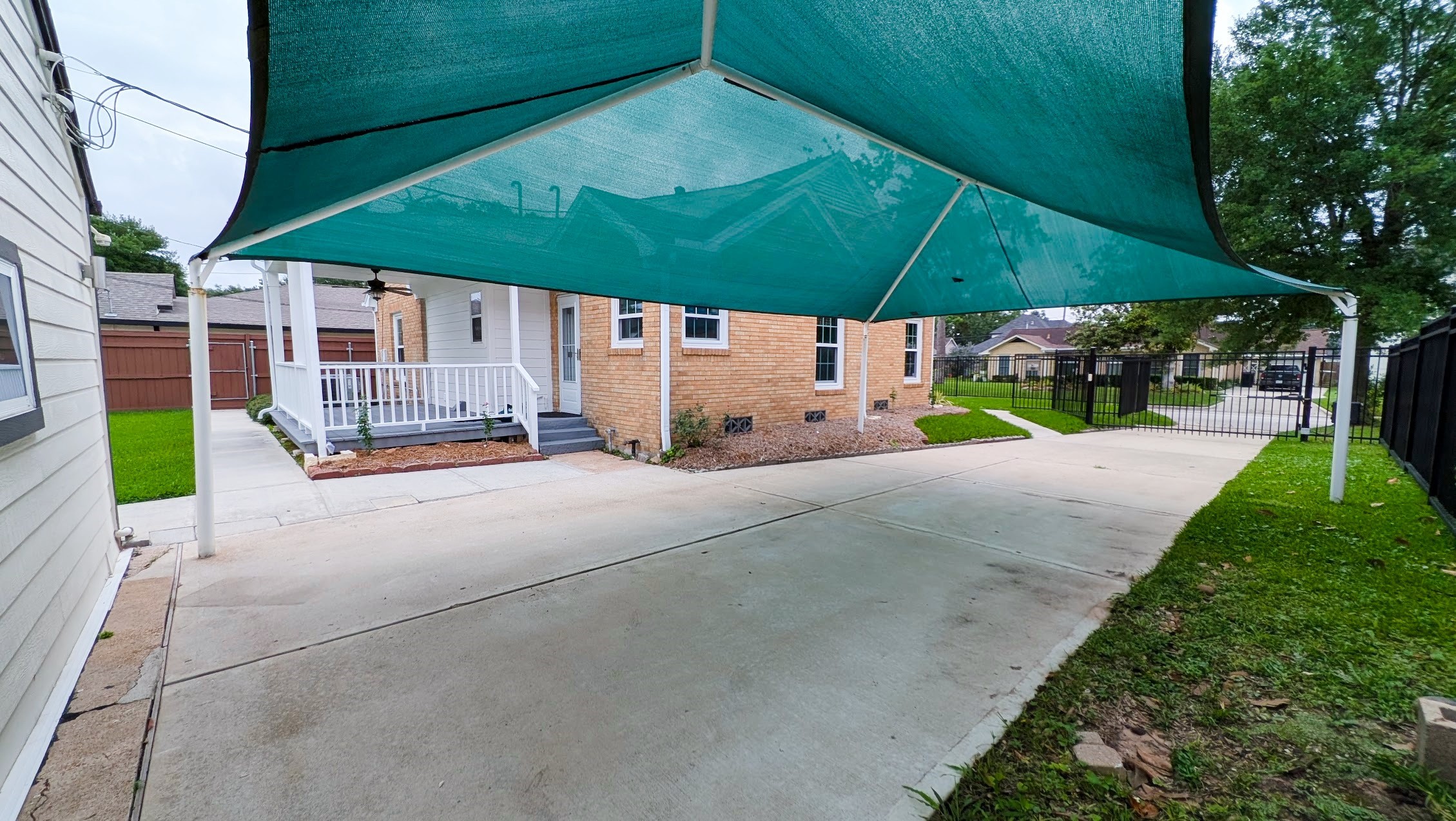409 Milwaukee Street Property Photo 15