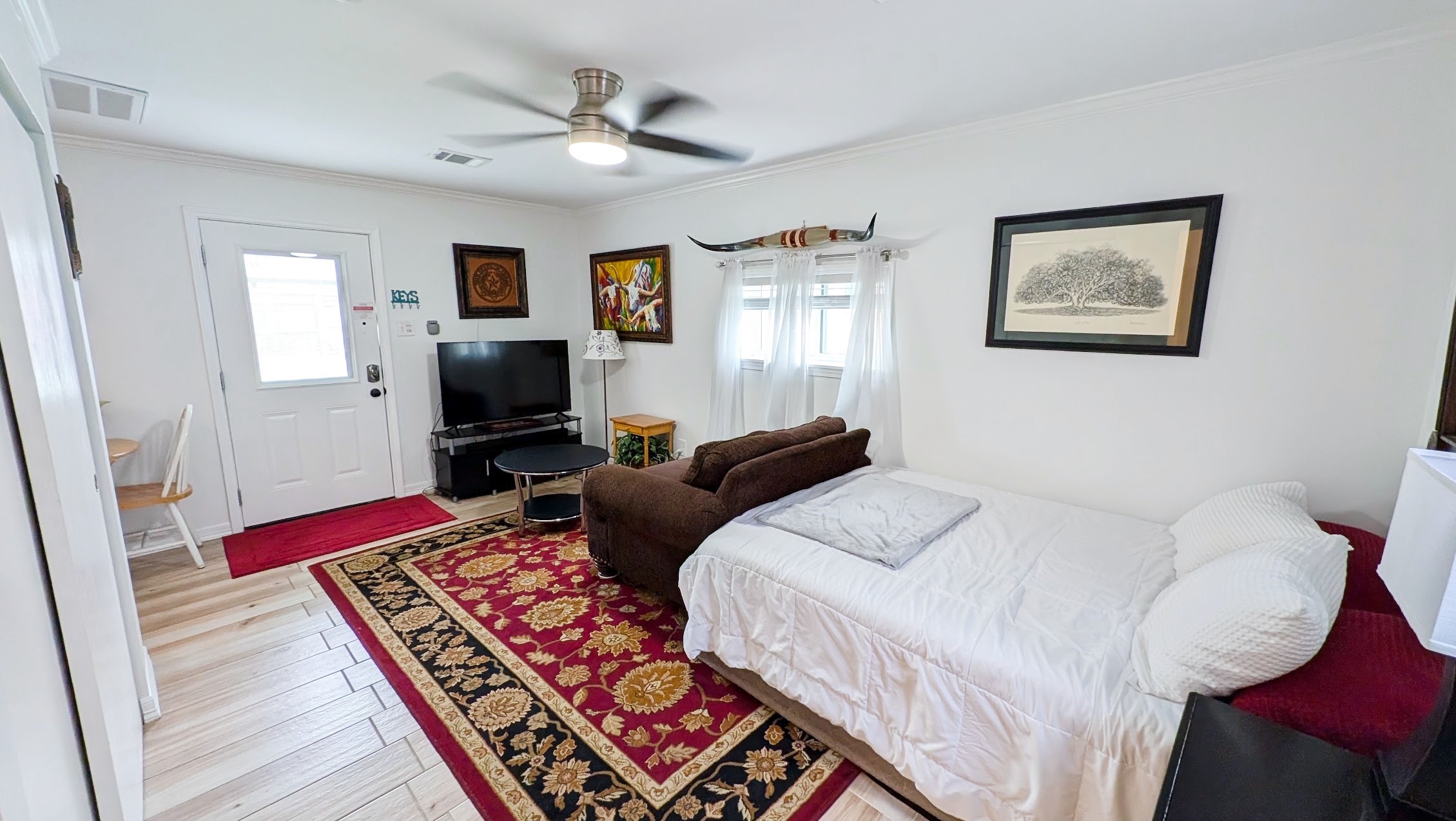 409 Milwaukee Street Property Photo 18
