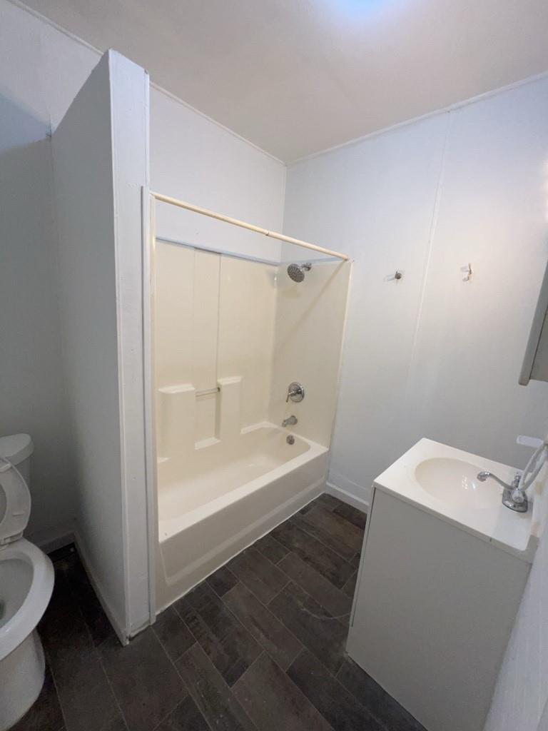 310 N Rockisland Street 2 Property Photo 8