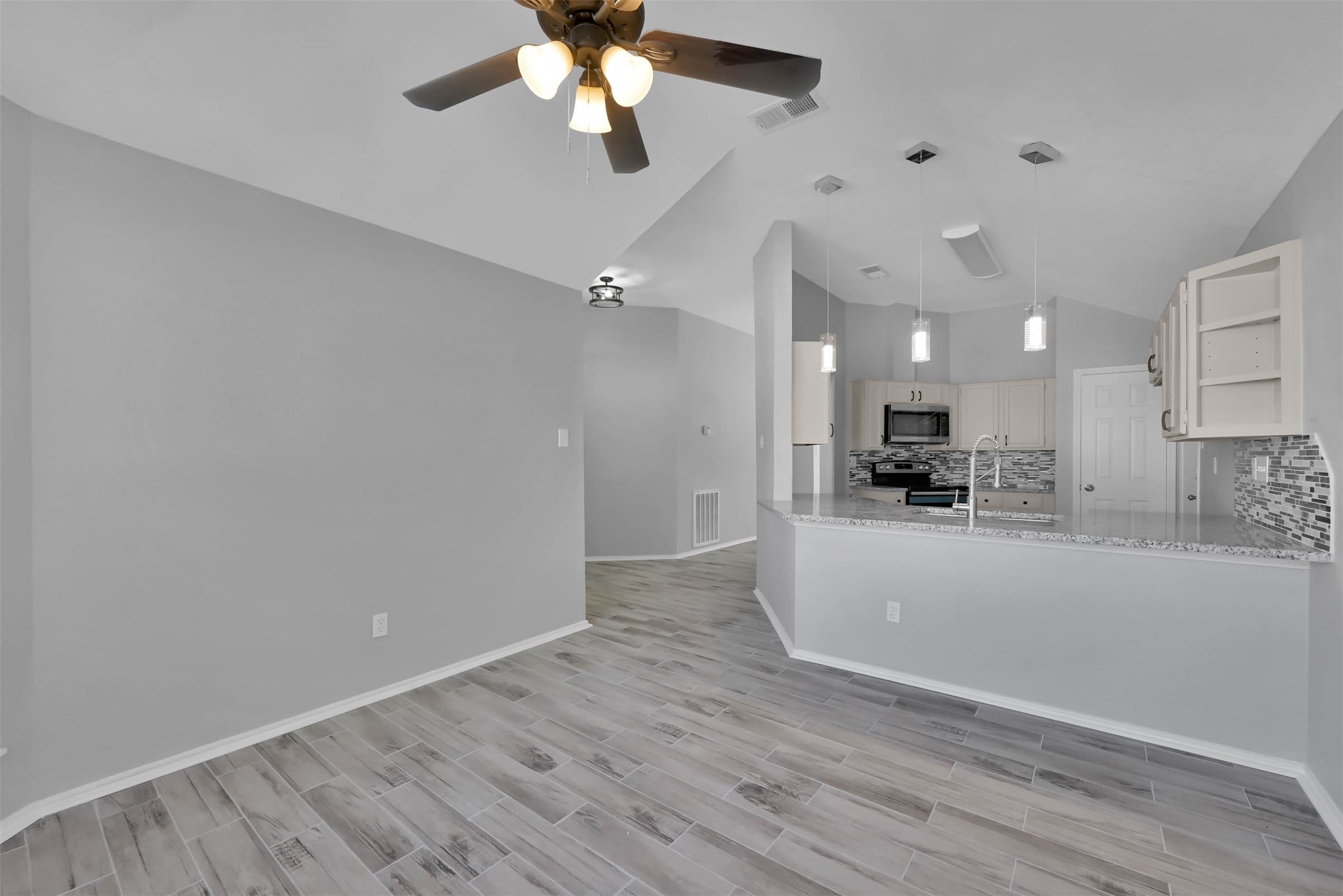2306 Piddler Drive Property Photo 8