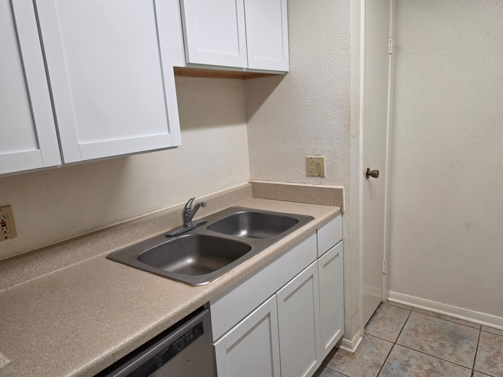 1500 Bay Area Boulevard 154 Property Photo 4