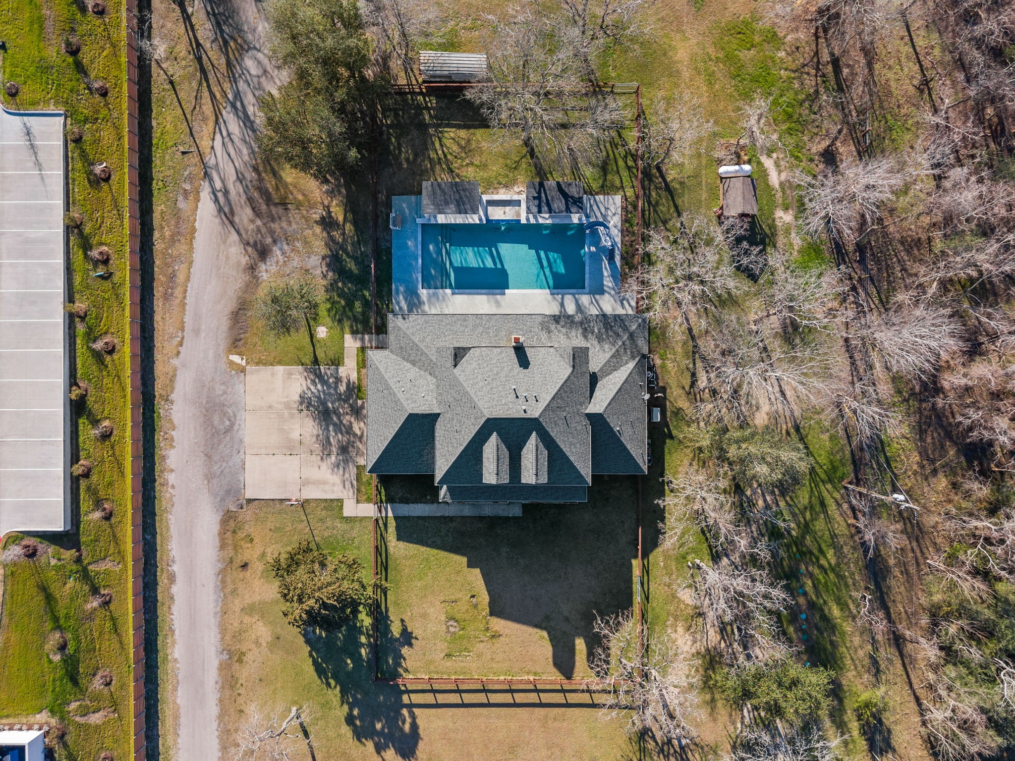 2730 Lawrence Road Property Photo 4