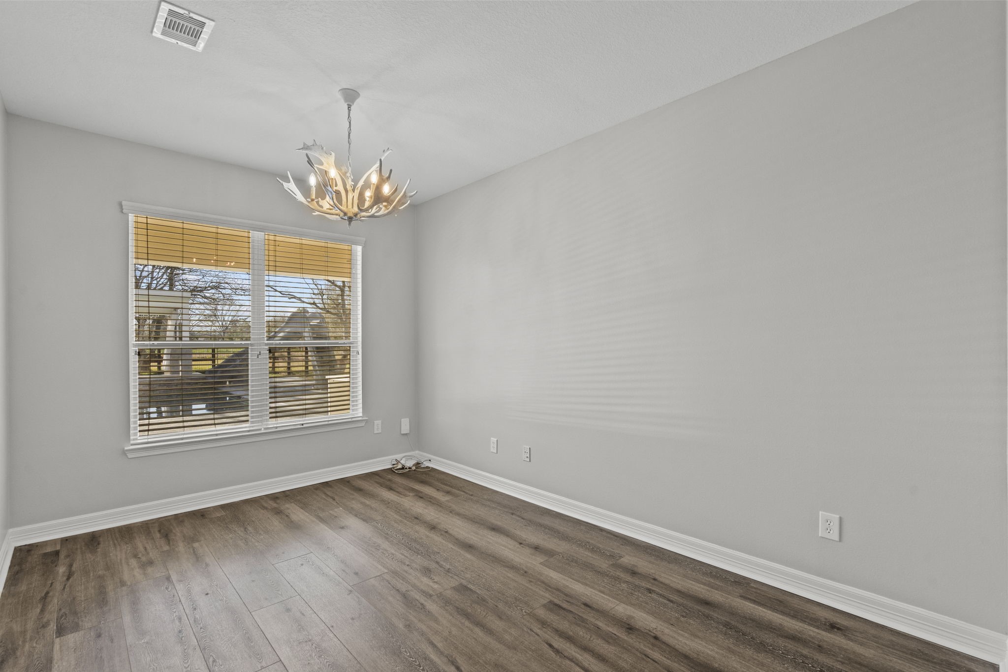 2730 Lawrence Road Property Photo 21