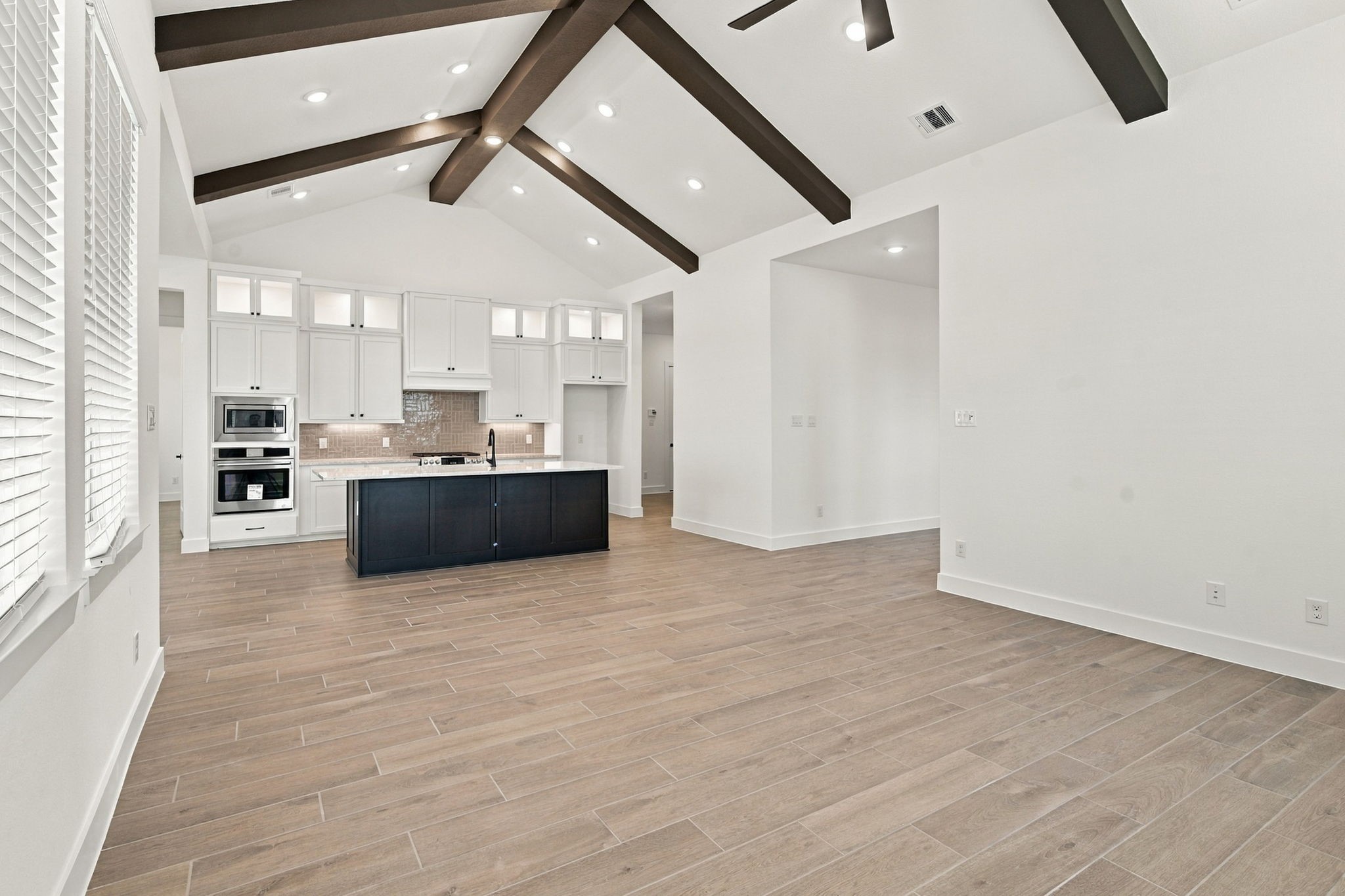 12206 Denham Drive Property Photo 22
