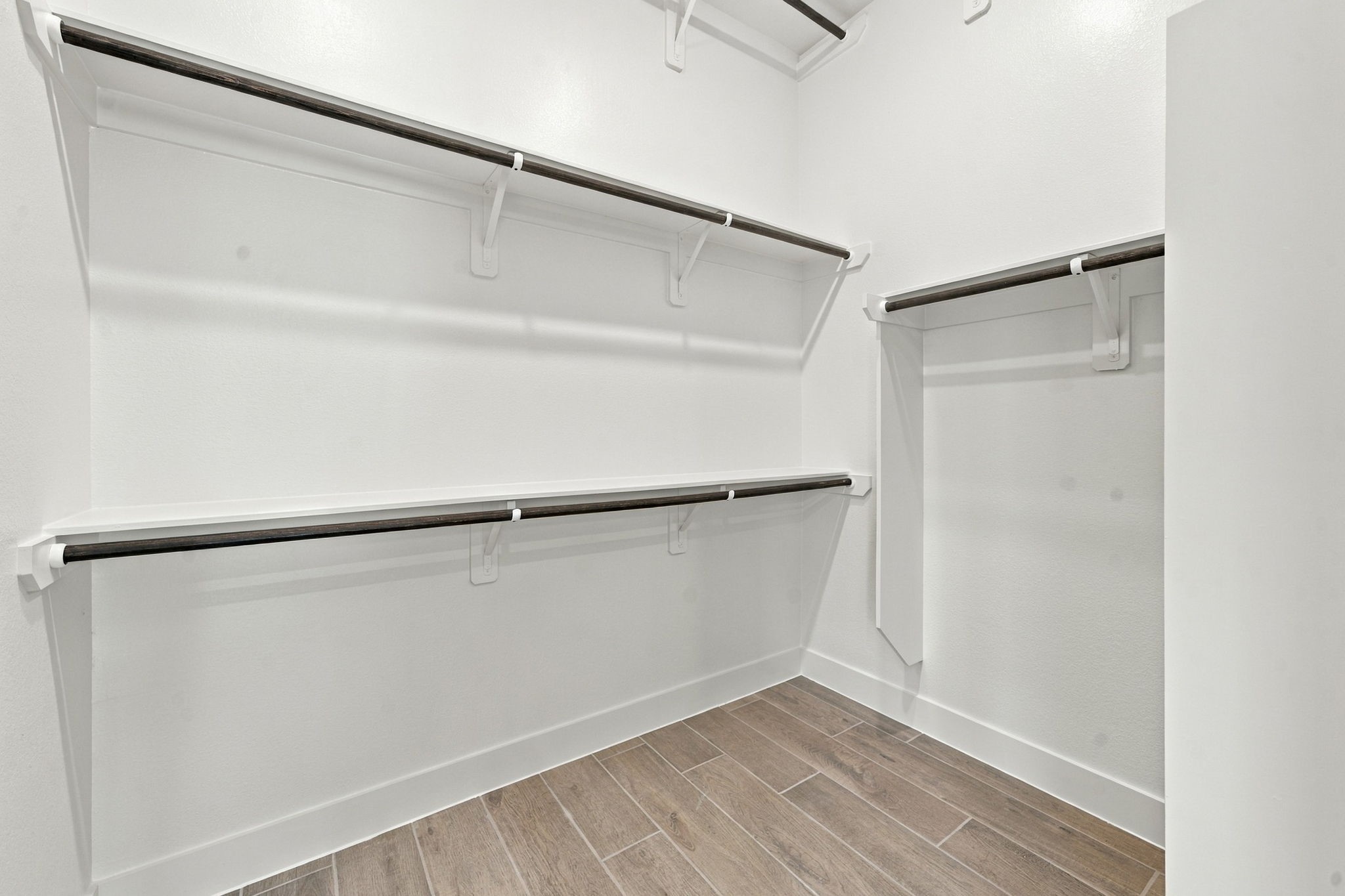 12206 Denham Drive Property Photo 28