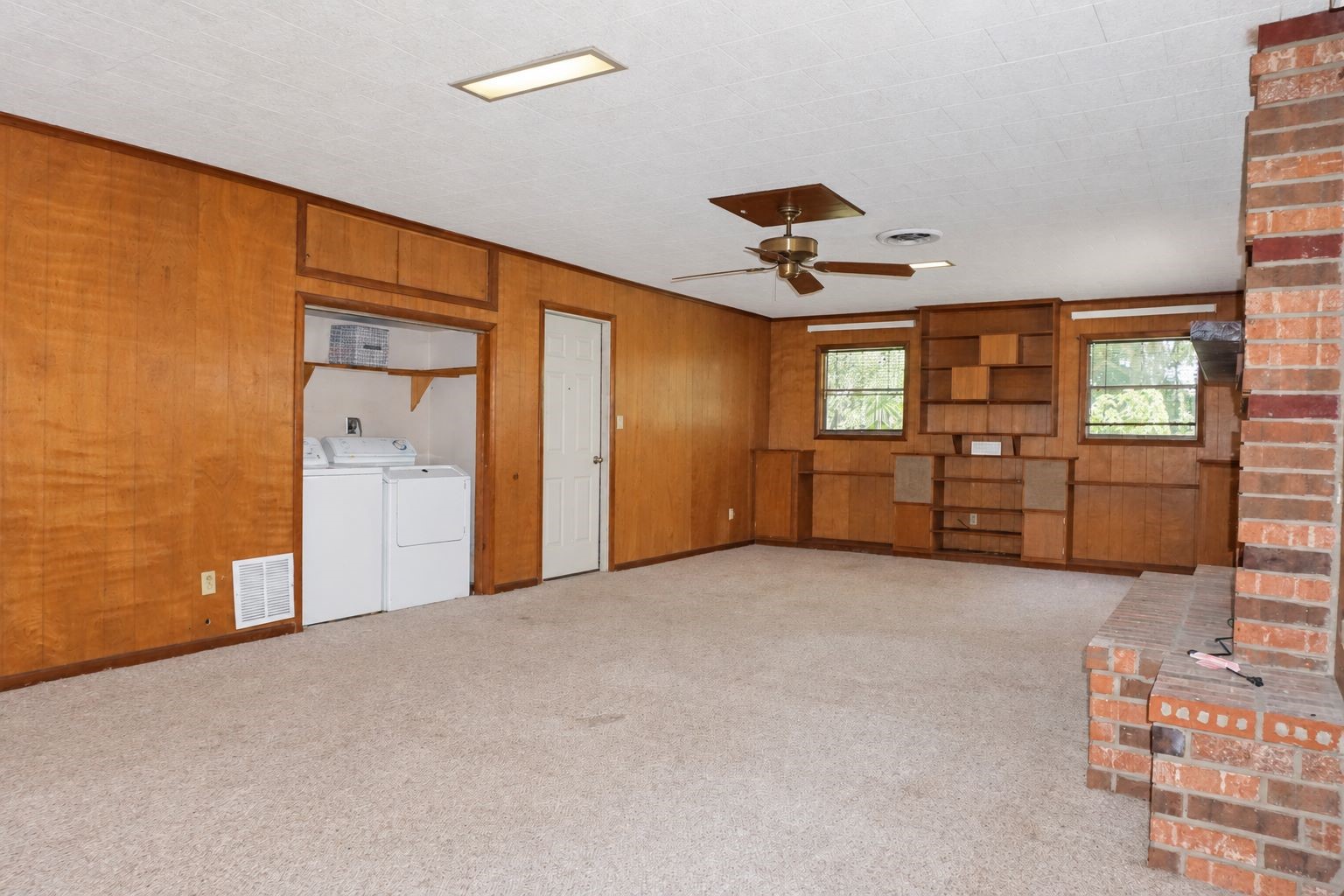 3413 Cherry Lane Property Photo 9