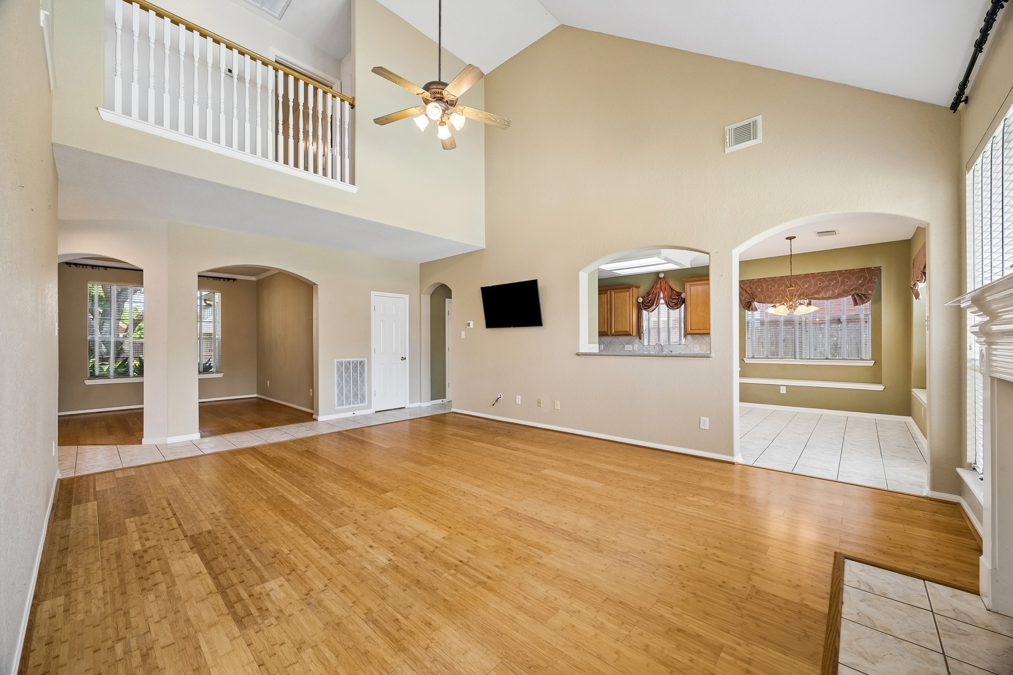 2843 Five Oaks Drive Property Photo 10