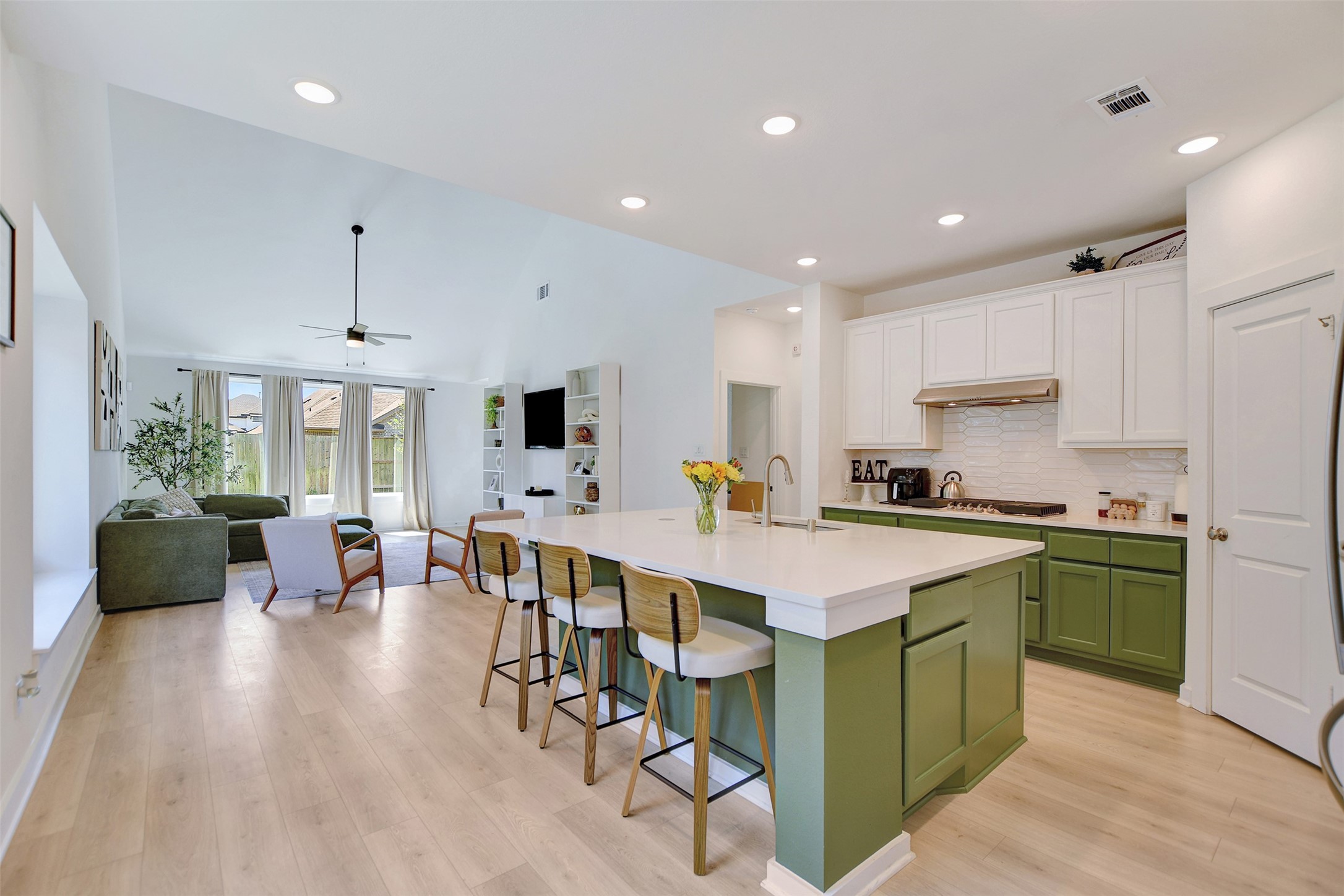 4114 Watson Drive Property Photo 4