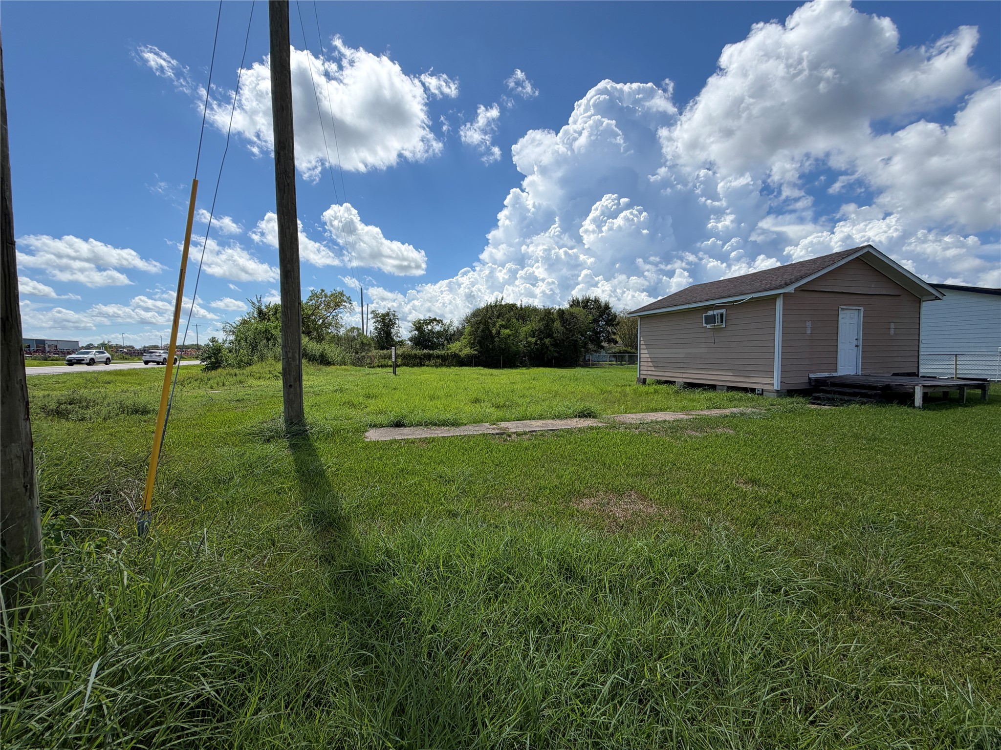 3007 Arkansas Avenue Property Photo 3