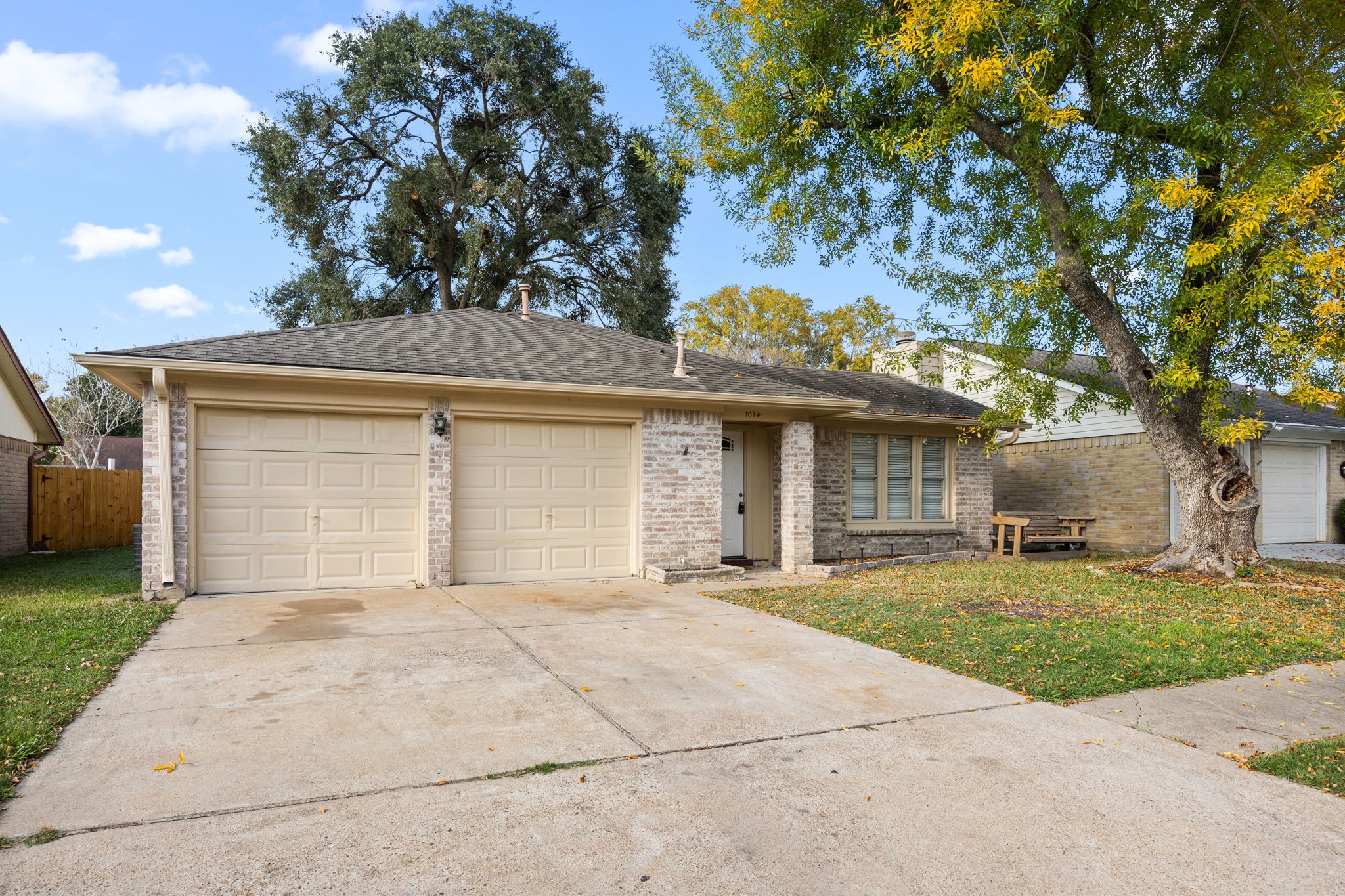 1014 Three Forks Drive Property Photo 2