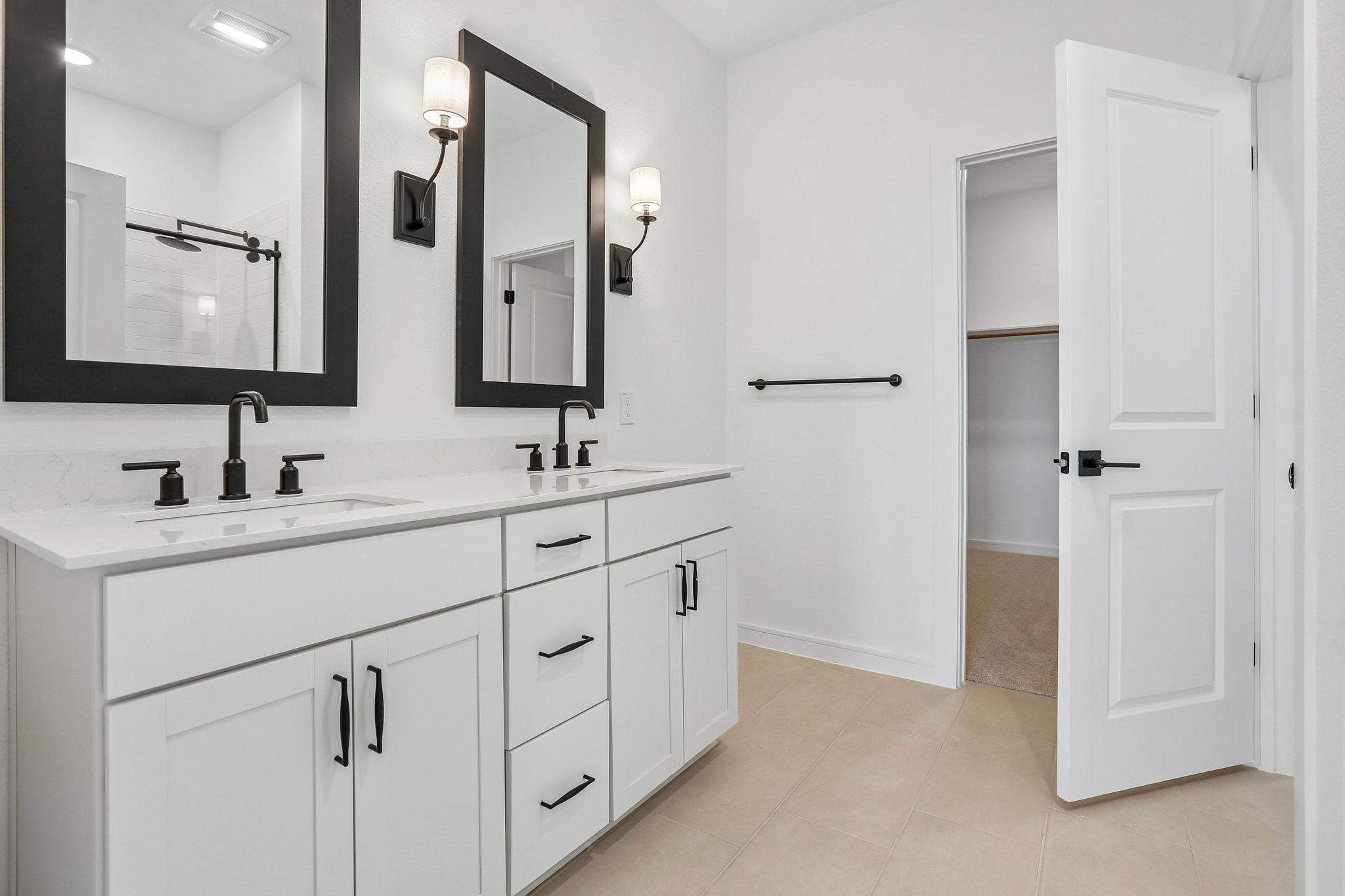 7922 Jade Crest Drive Property Photo 12