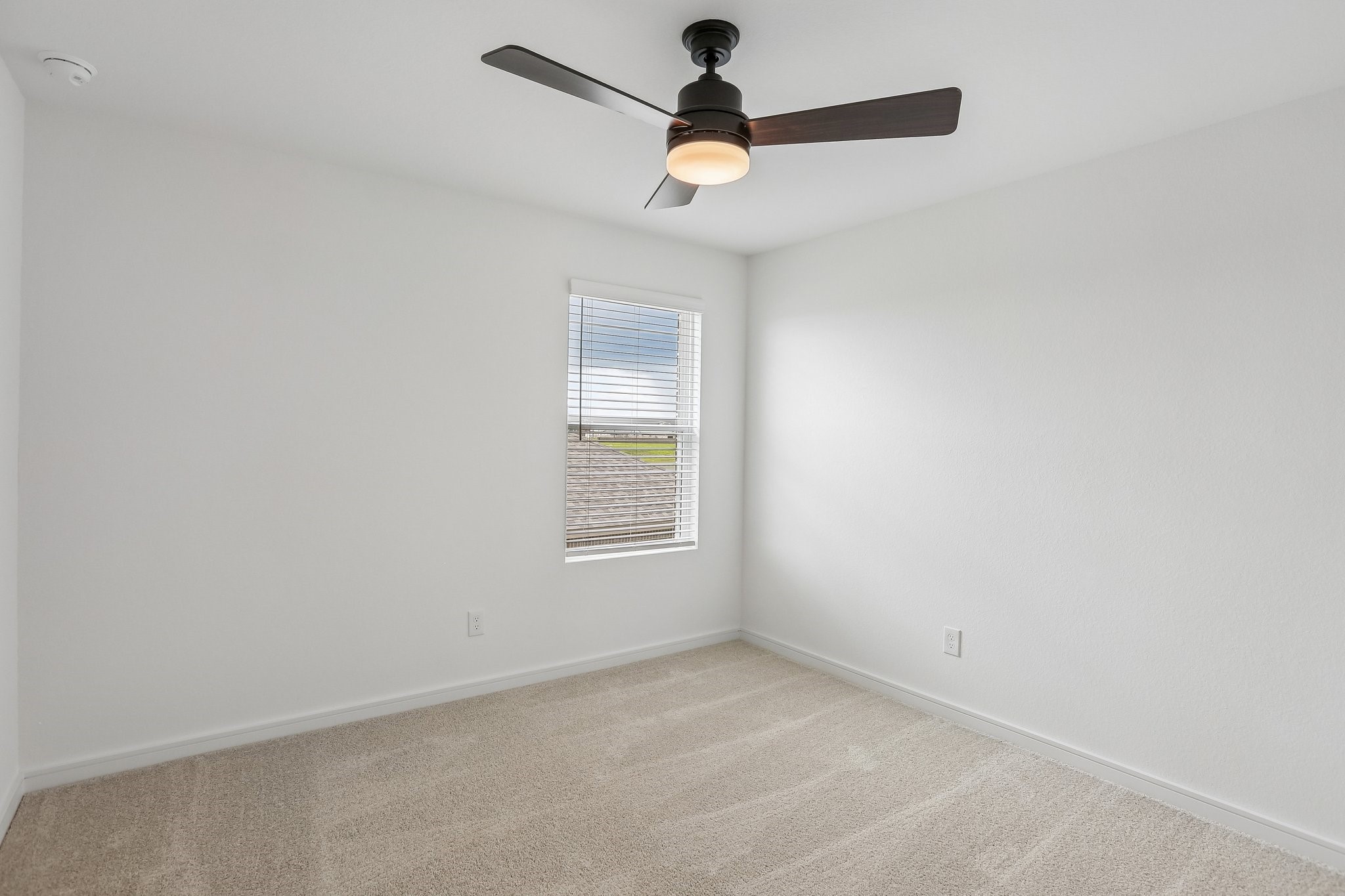 7922 Jade Crest Drive Property Photo 17
