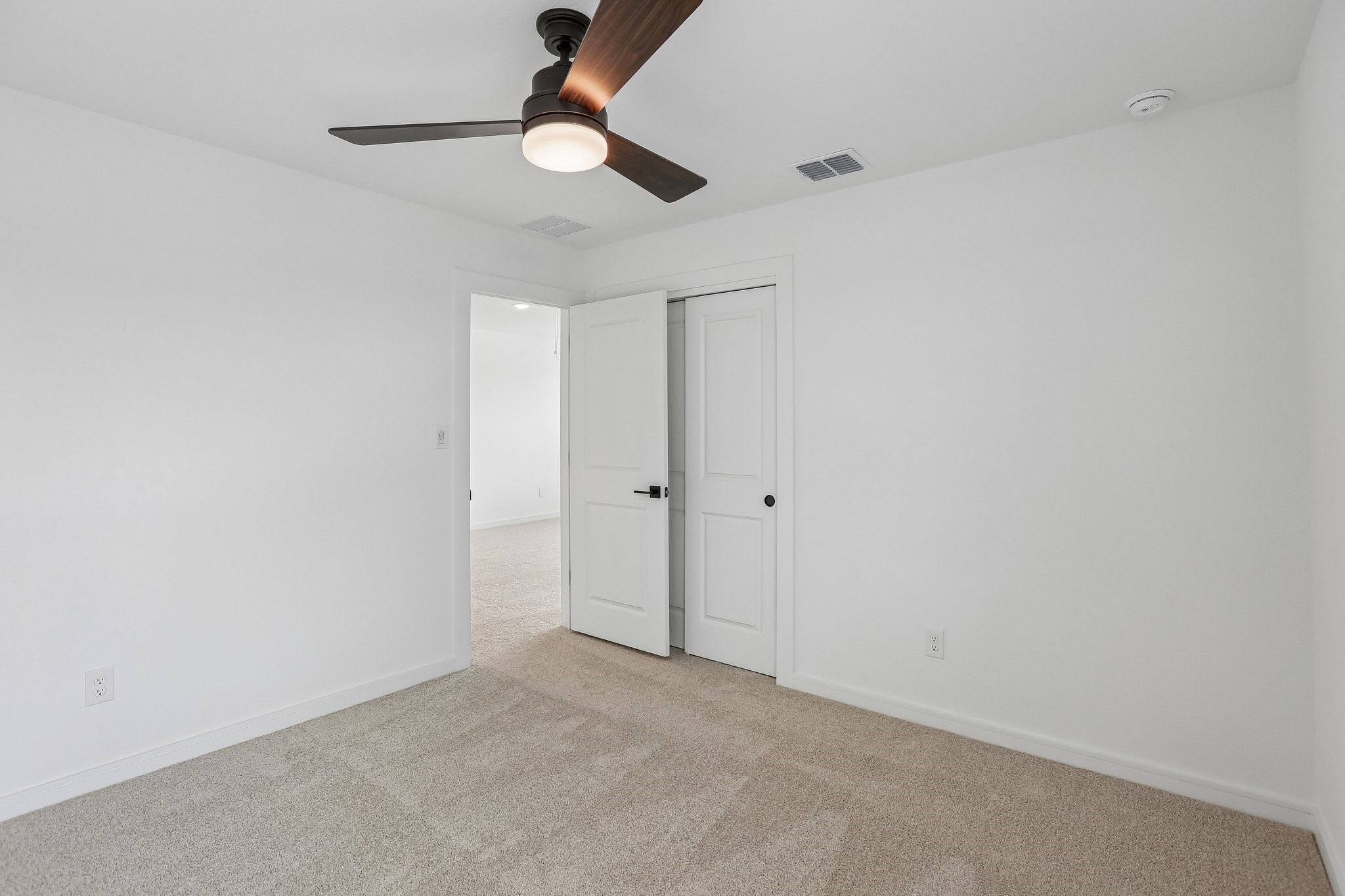 7922 Jade Crest Drive Property Photo 18