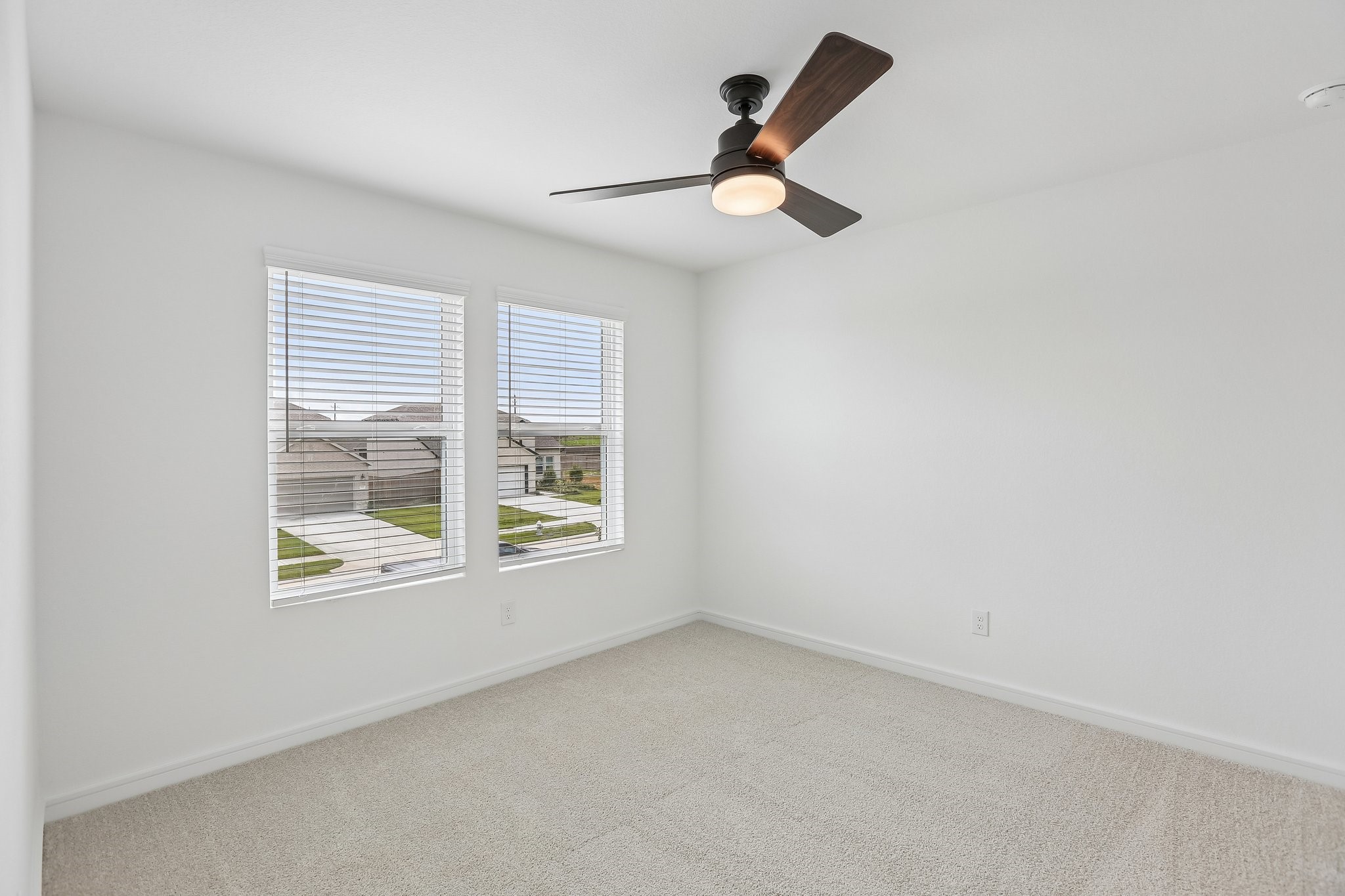 7922 Jade Crest Drive Property Photo 19